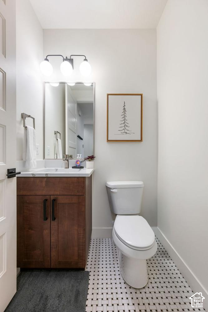 main property photo 13