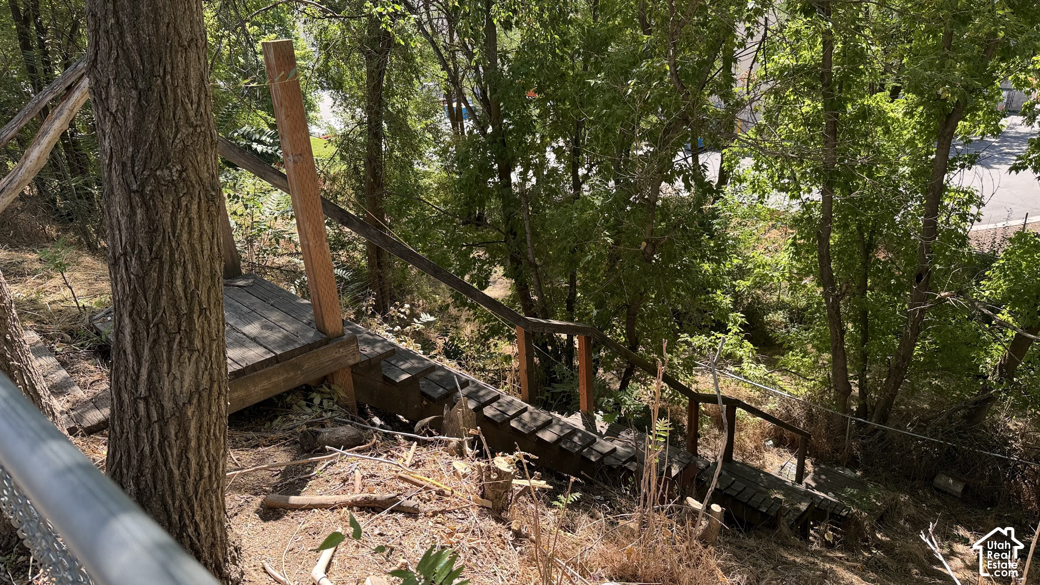 main property photo 27