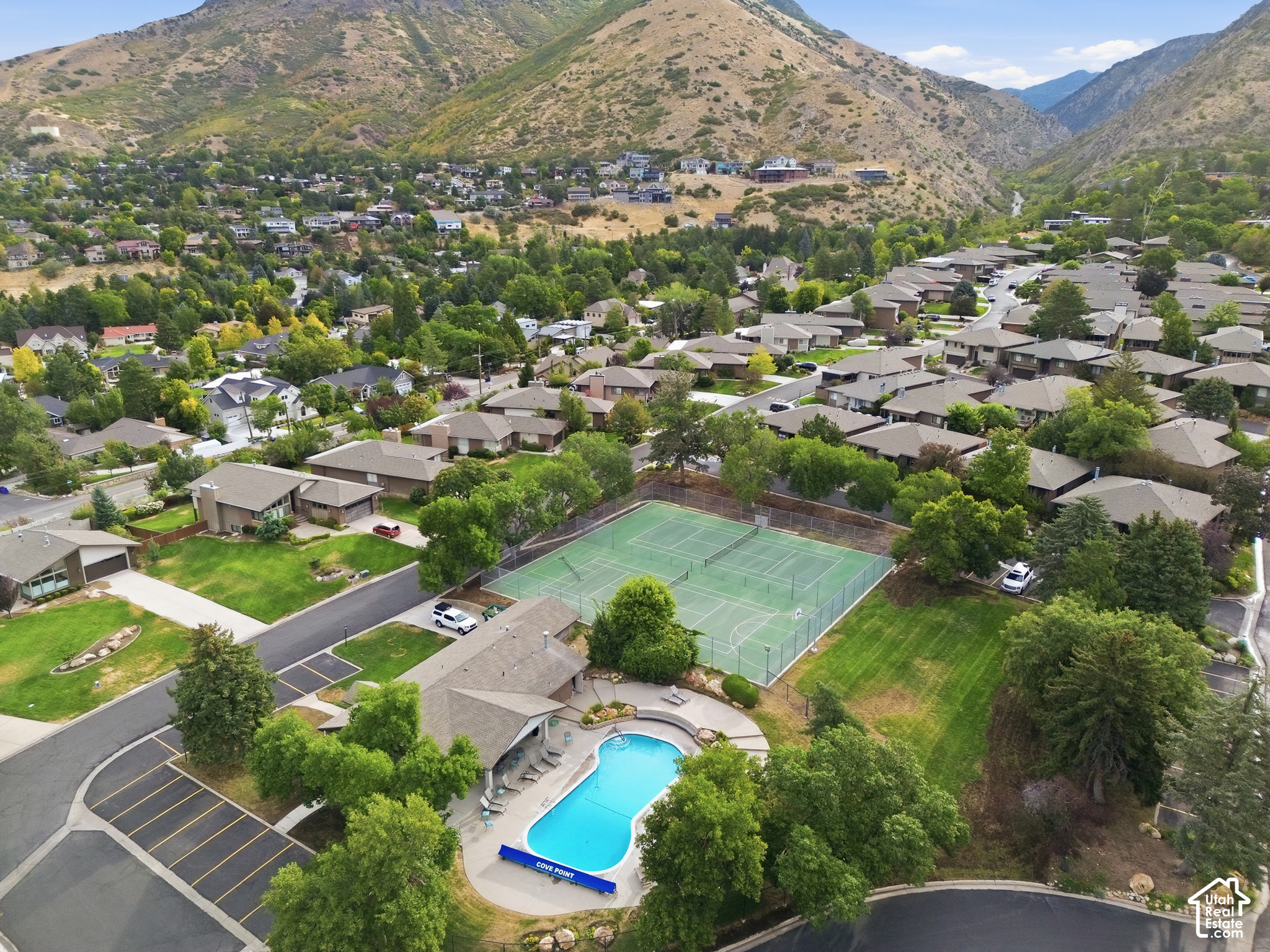 main property photo 20