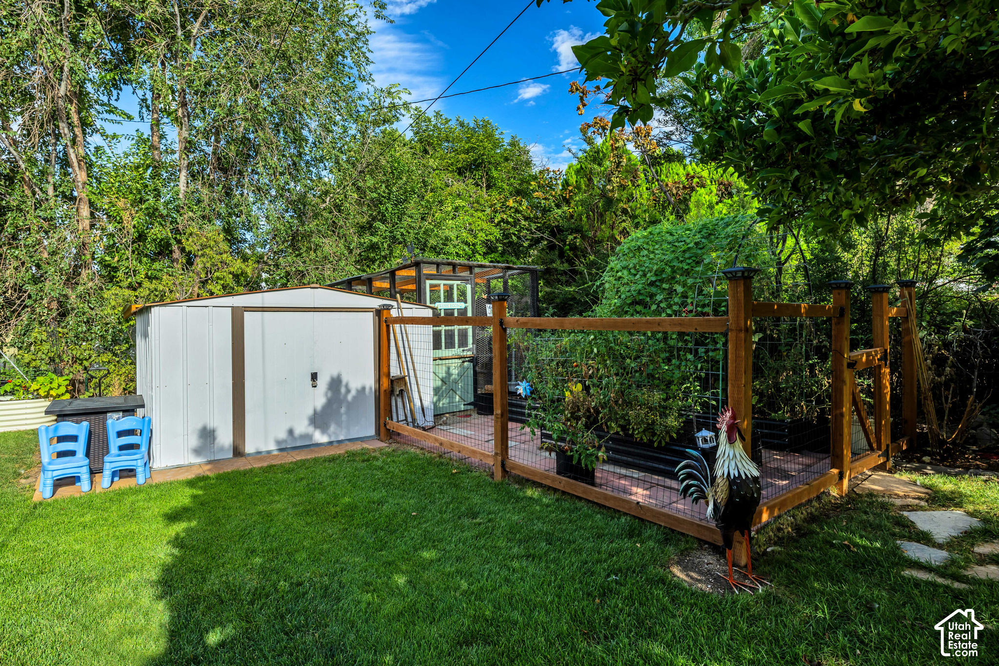 main property photo 31