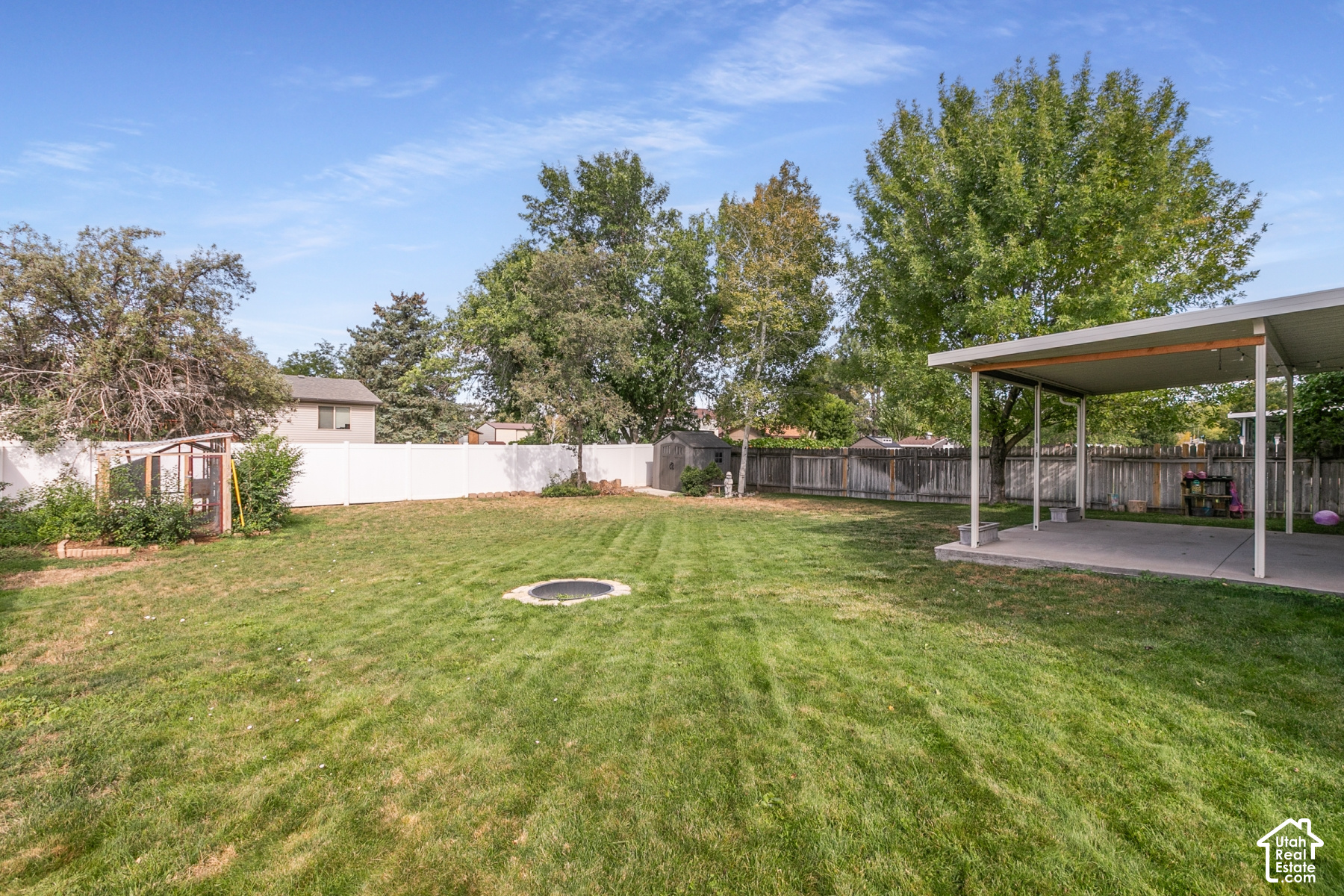 main property photo 32