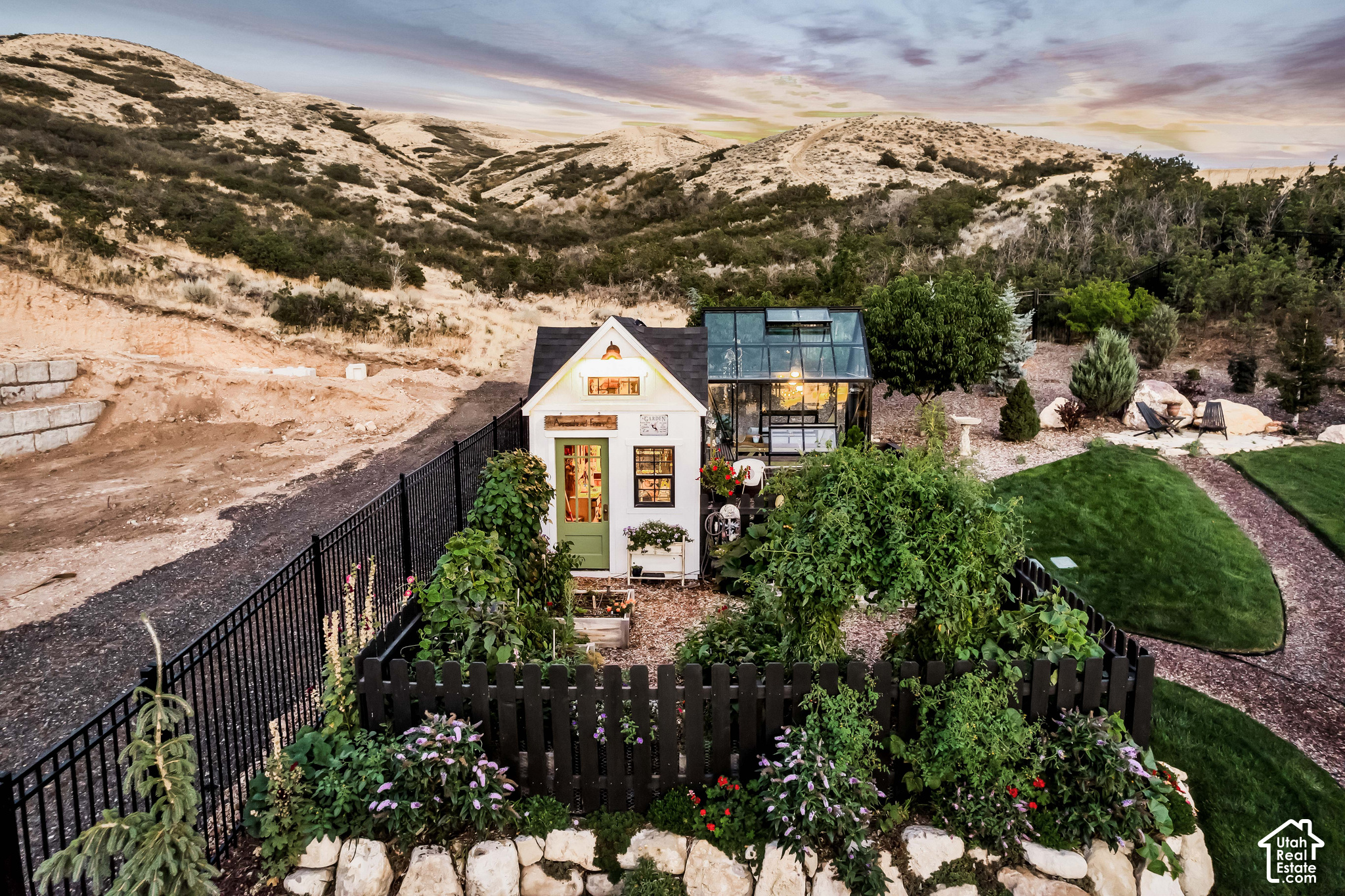main property photo 43