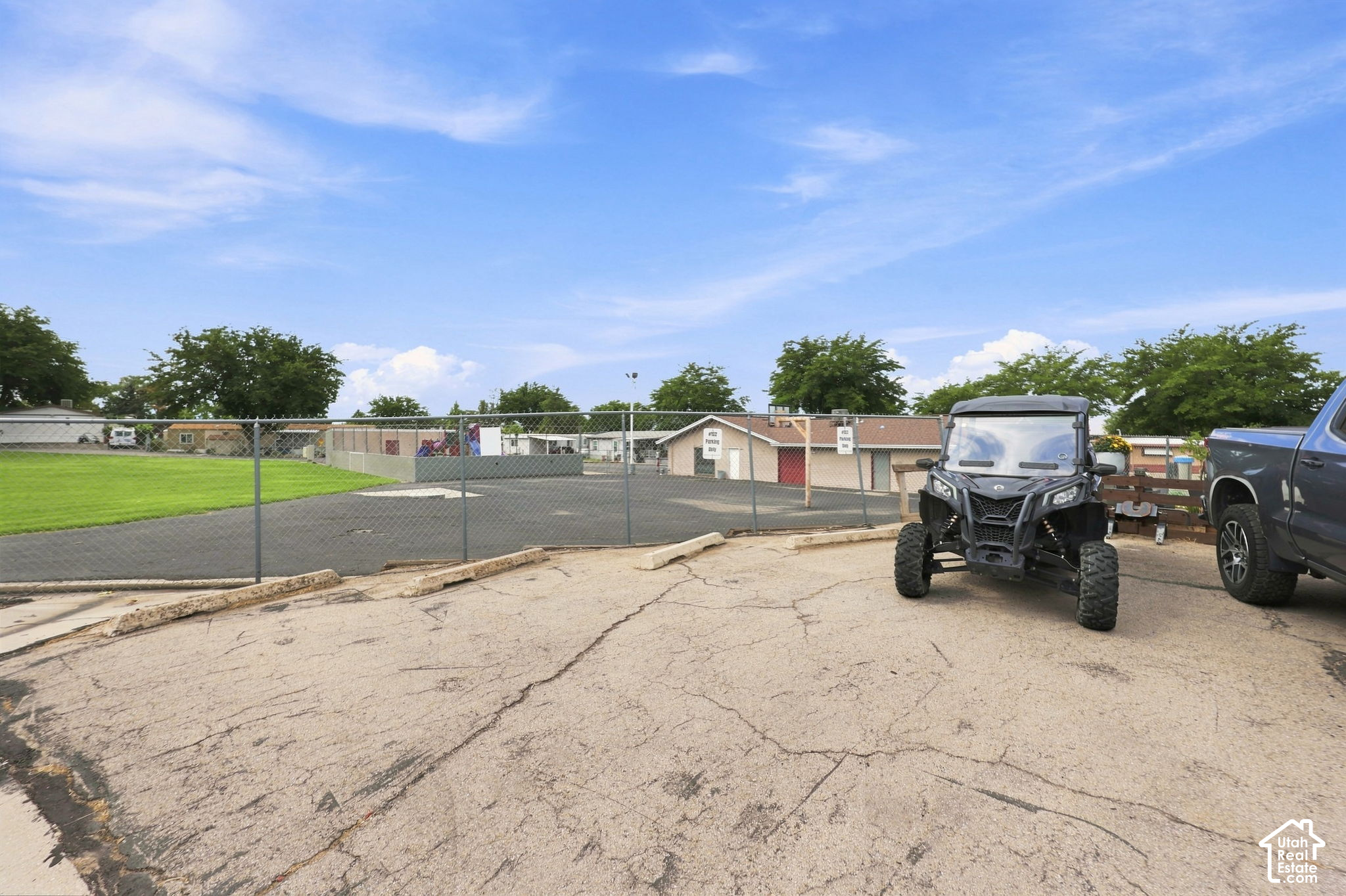main property photo 6