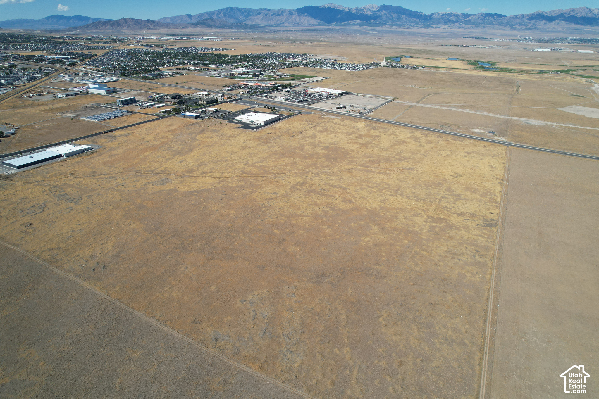 main property photo 10