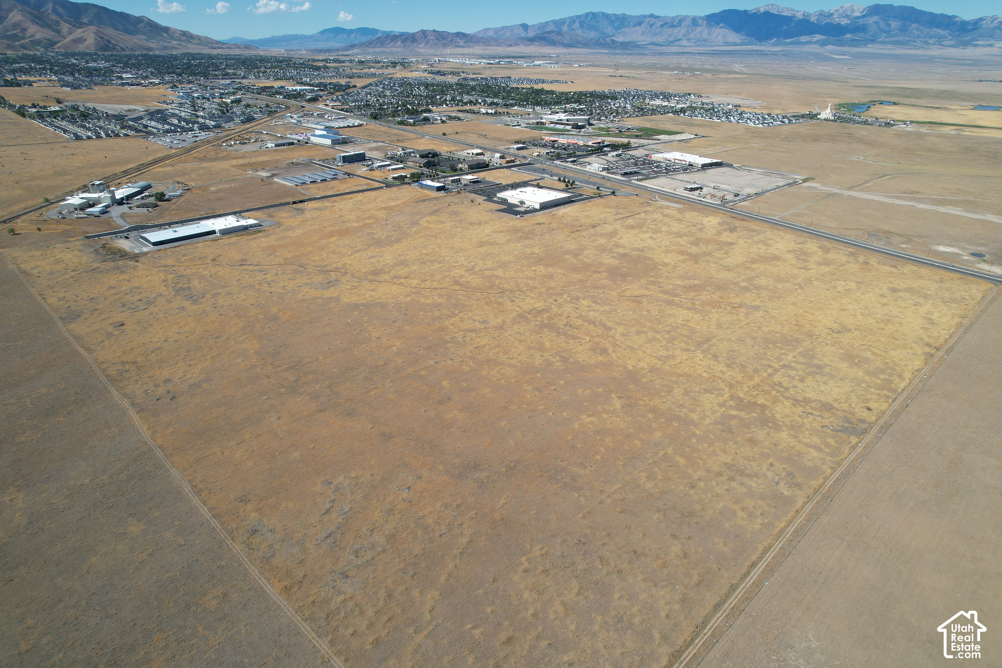 main property photo 12