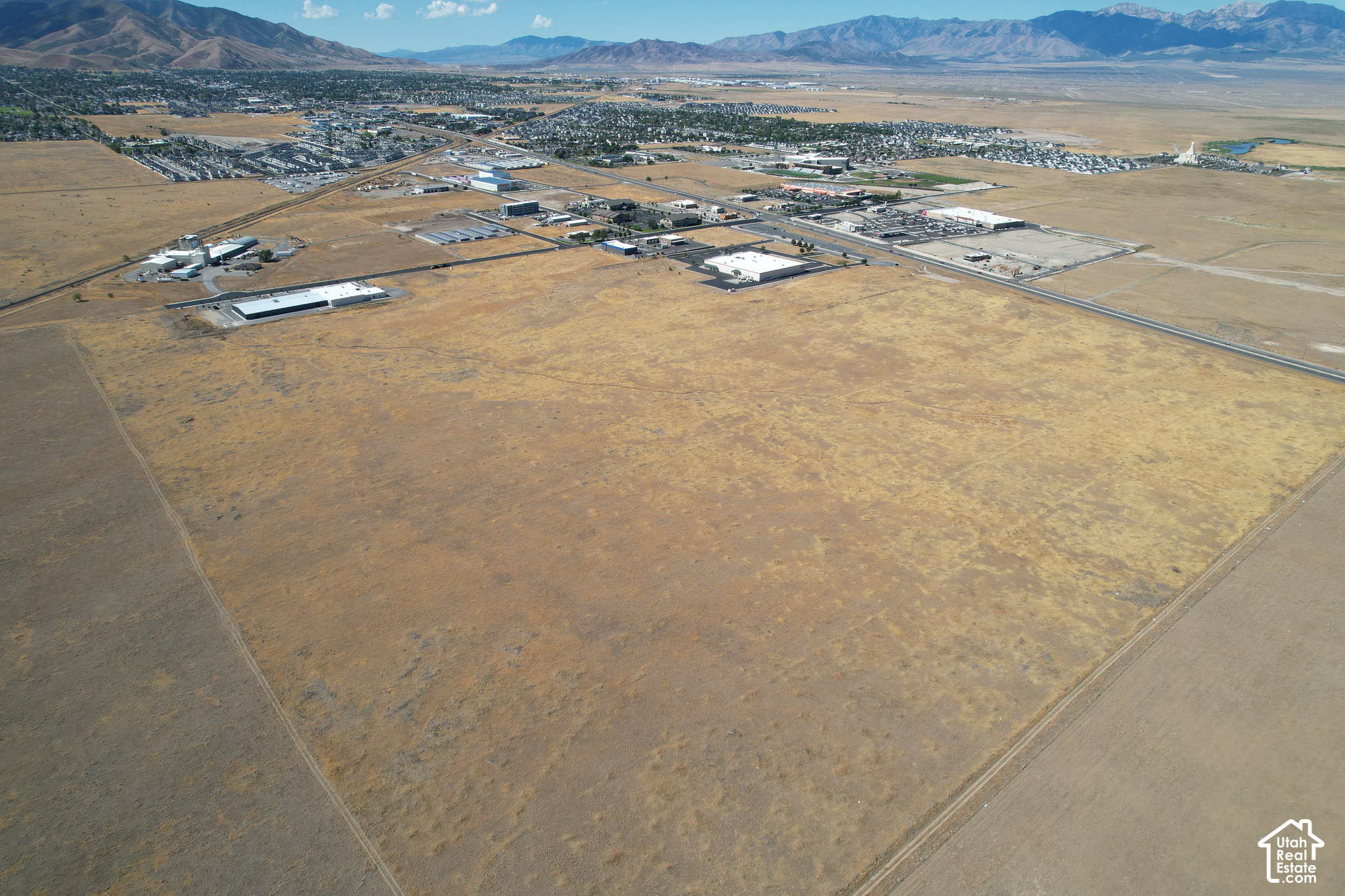 main property photo 13