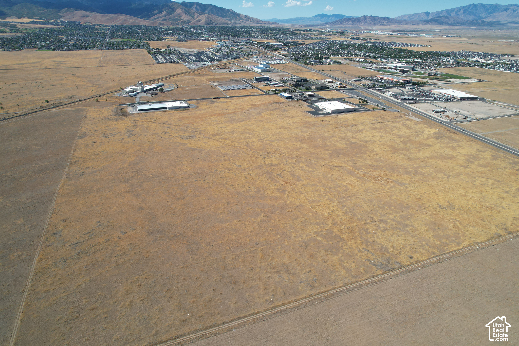 main property photo 16