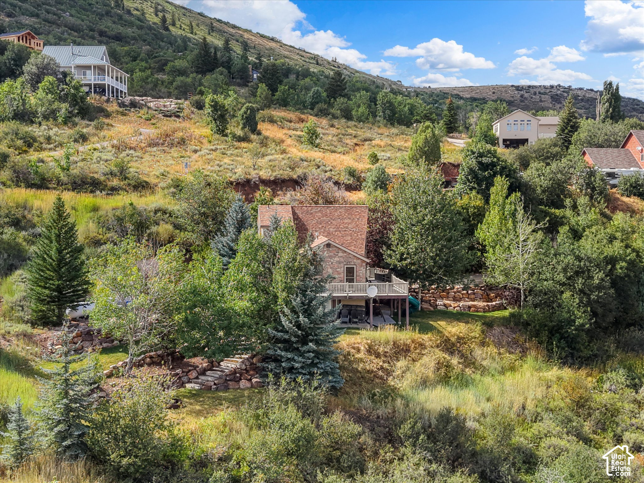 main property photo 6