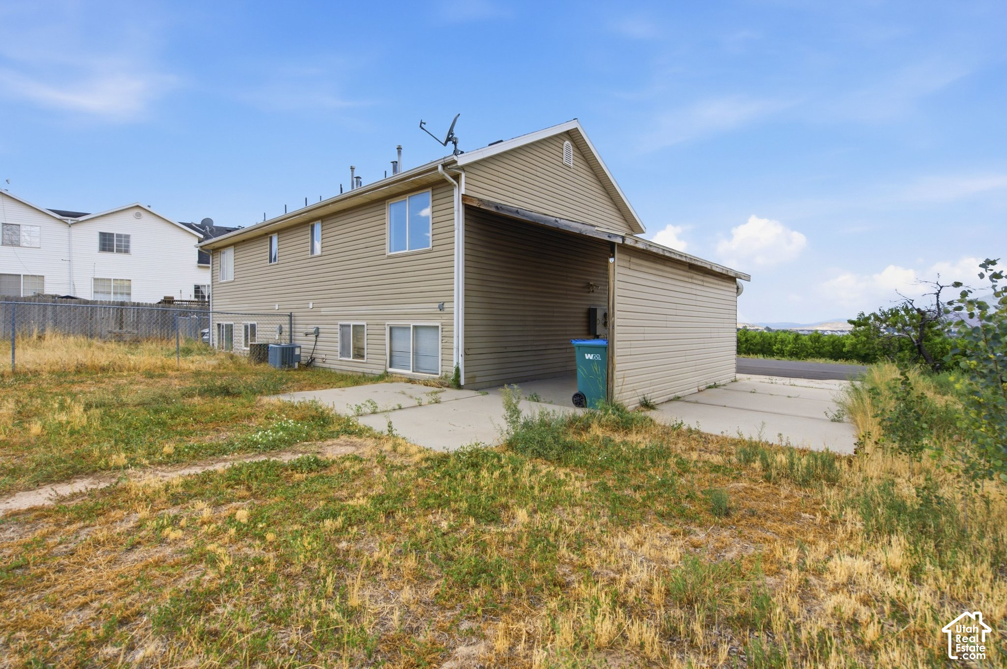 main property photo 26