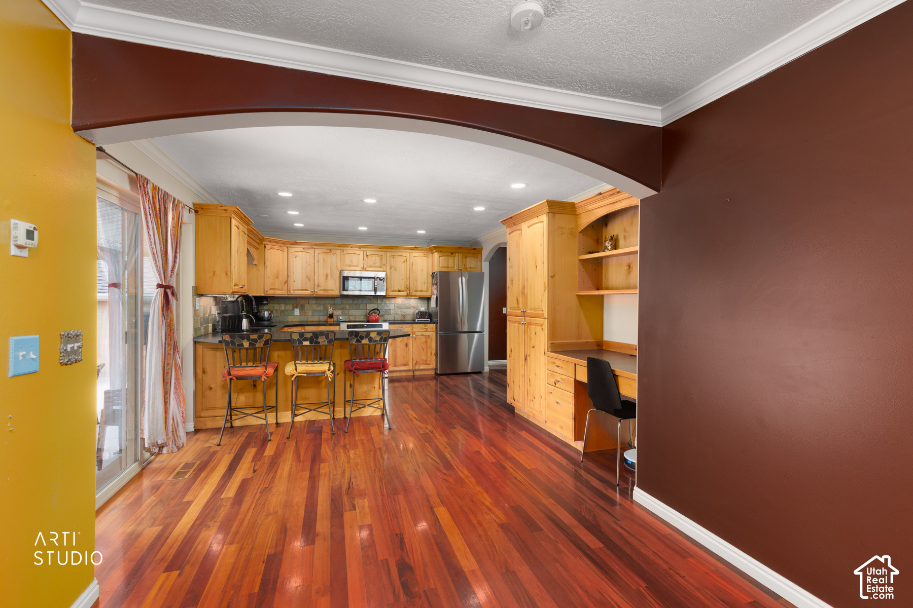 main property photo 14