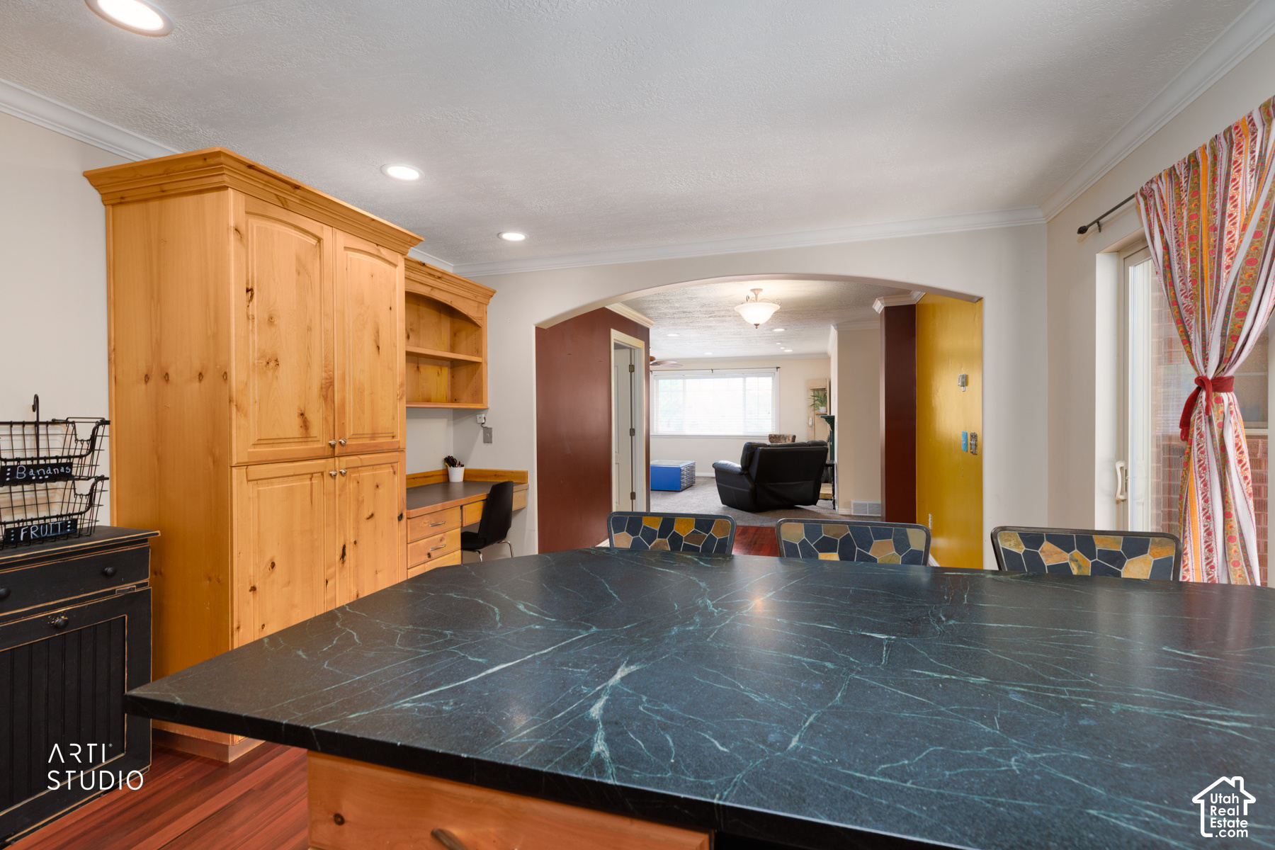 main property photo 19