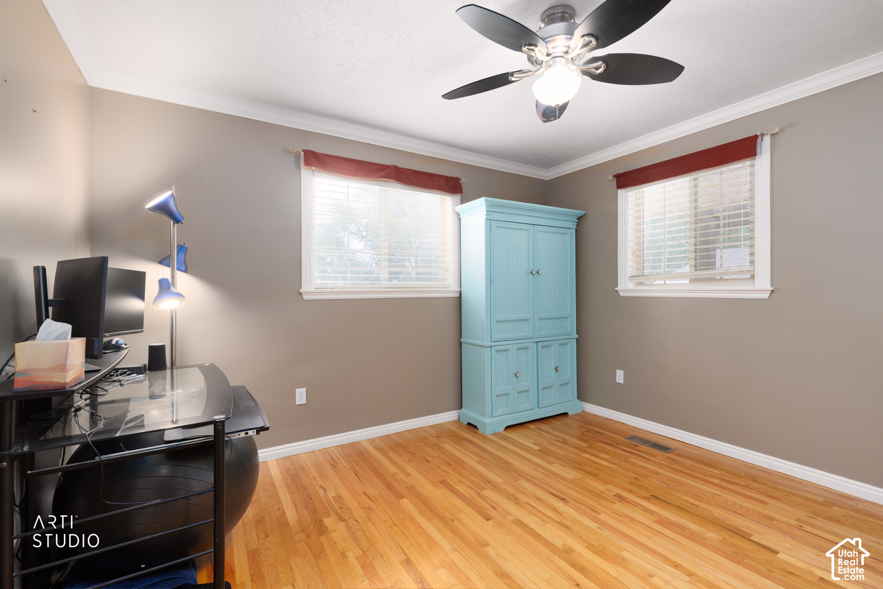 main property photo 24