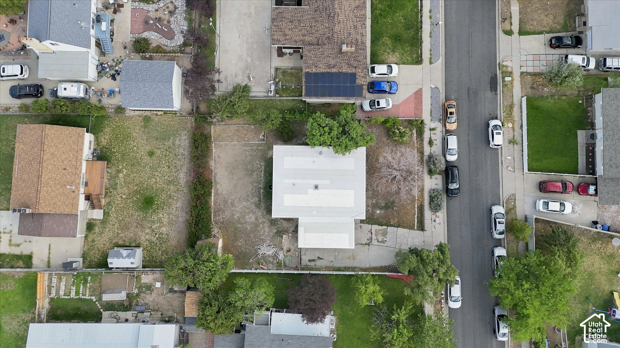 main property photo 23