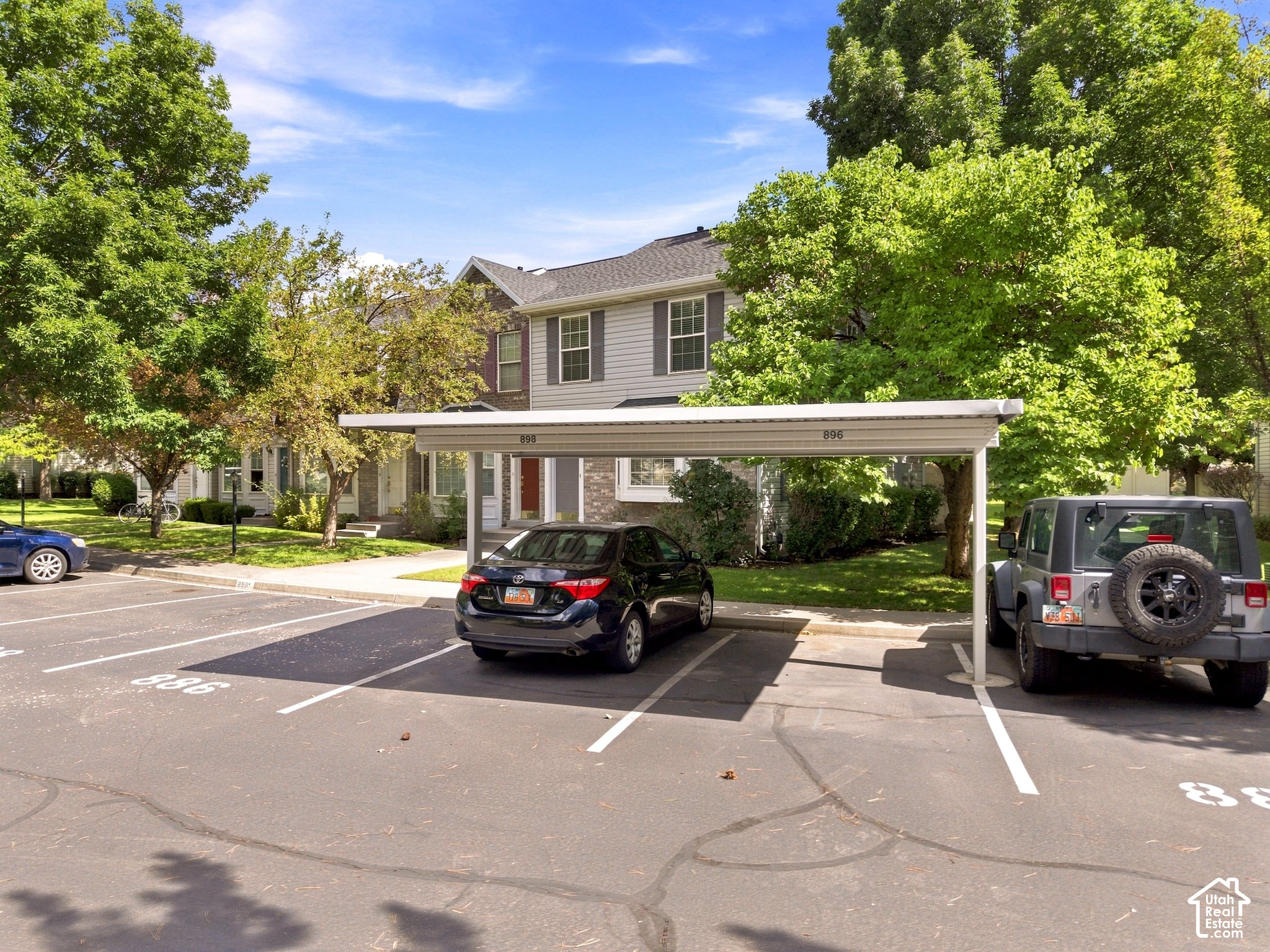 main property photo 12