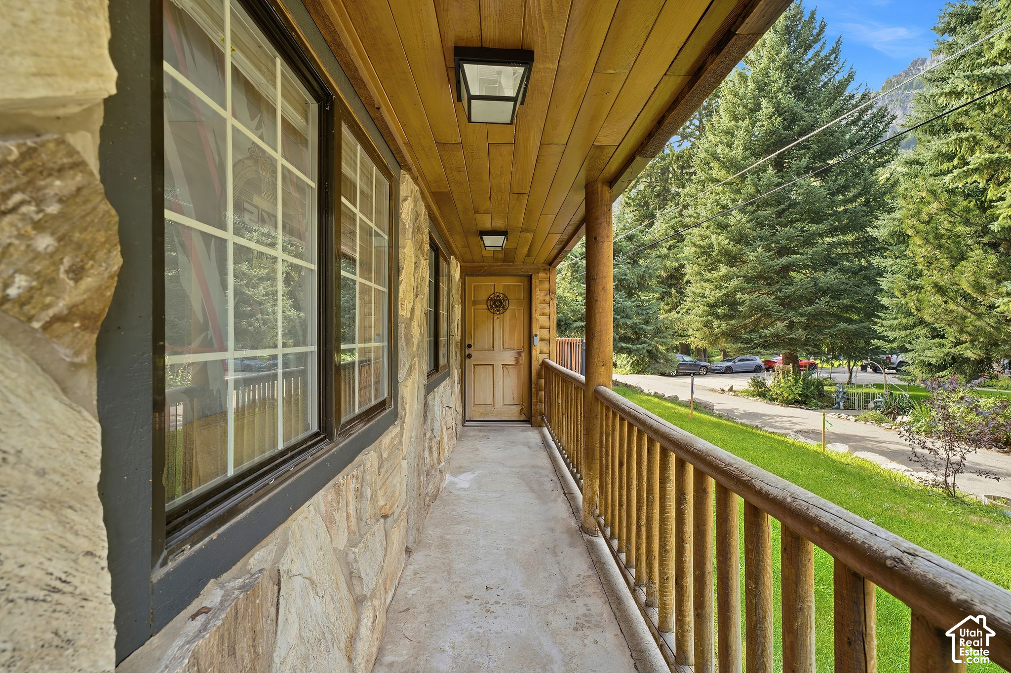 main property photo 29