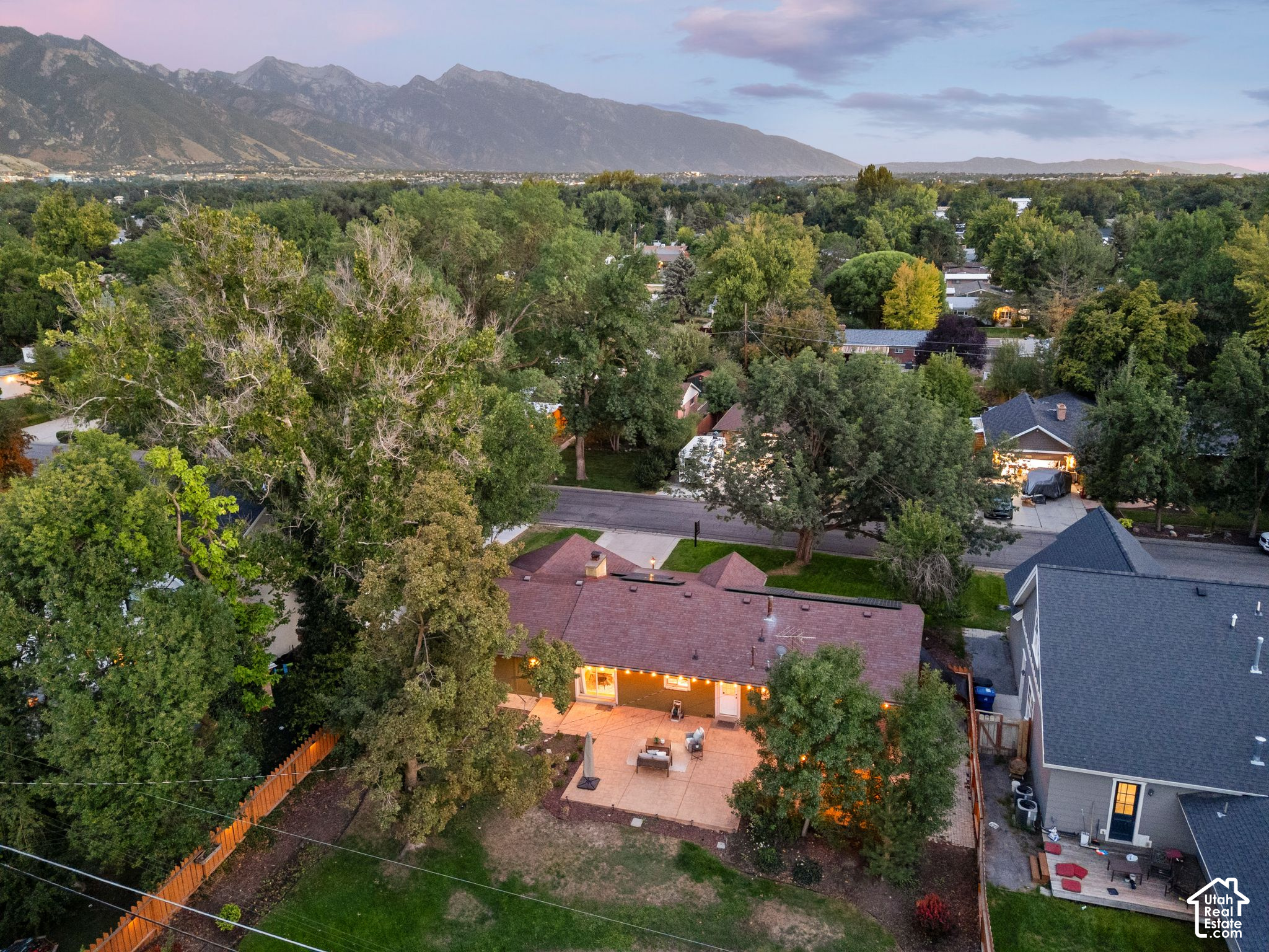 main property photo 30