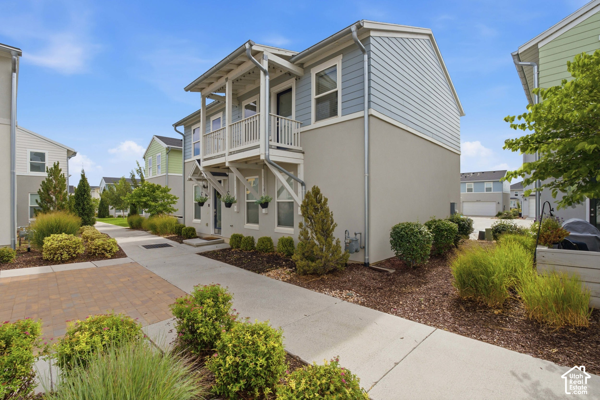 main property photo 35