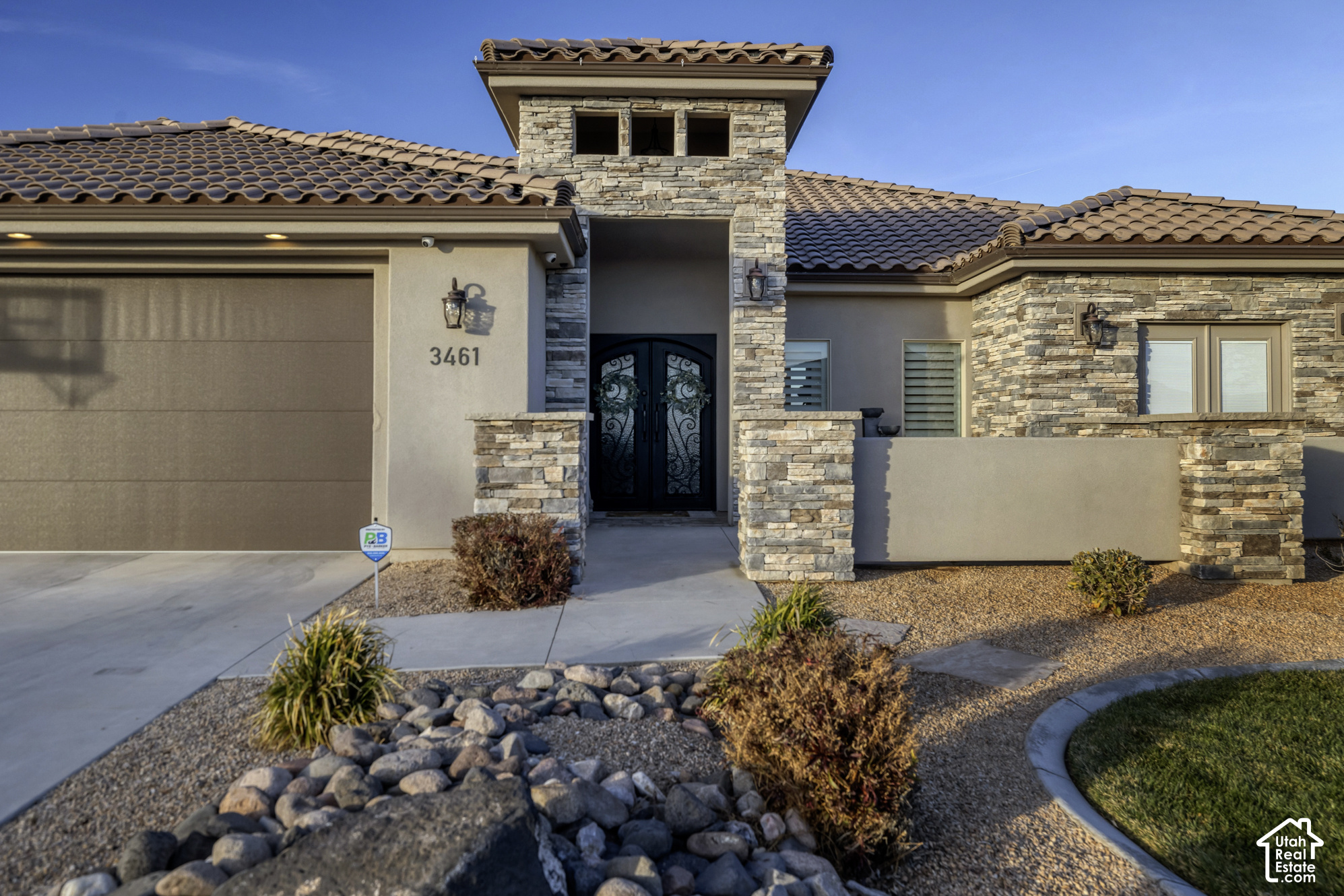 main property photo 3