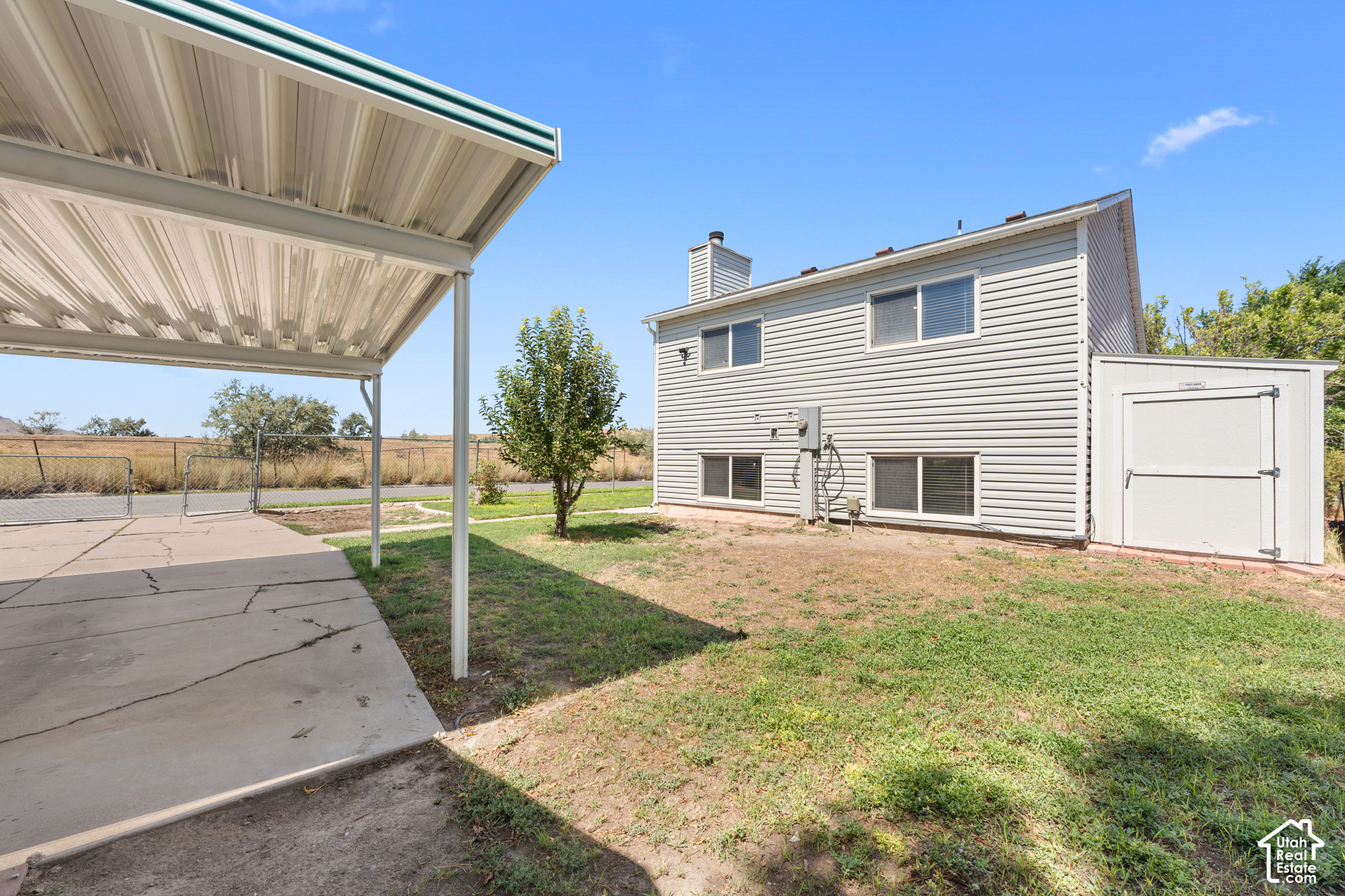 main property photo 20