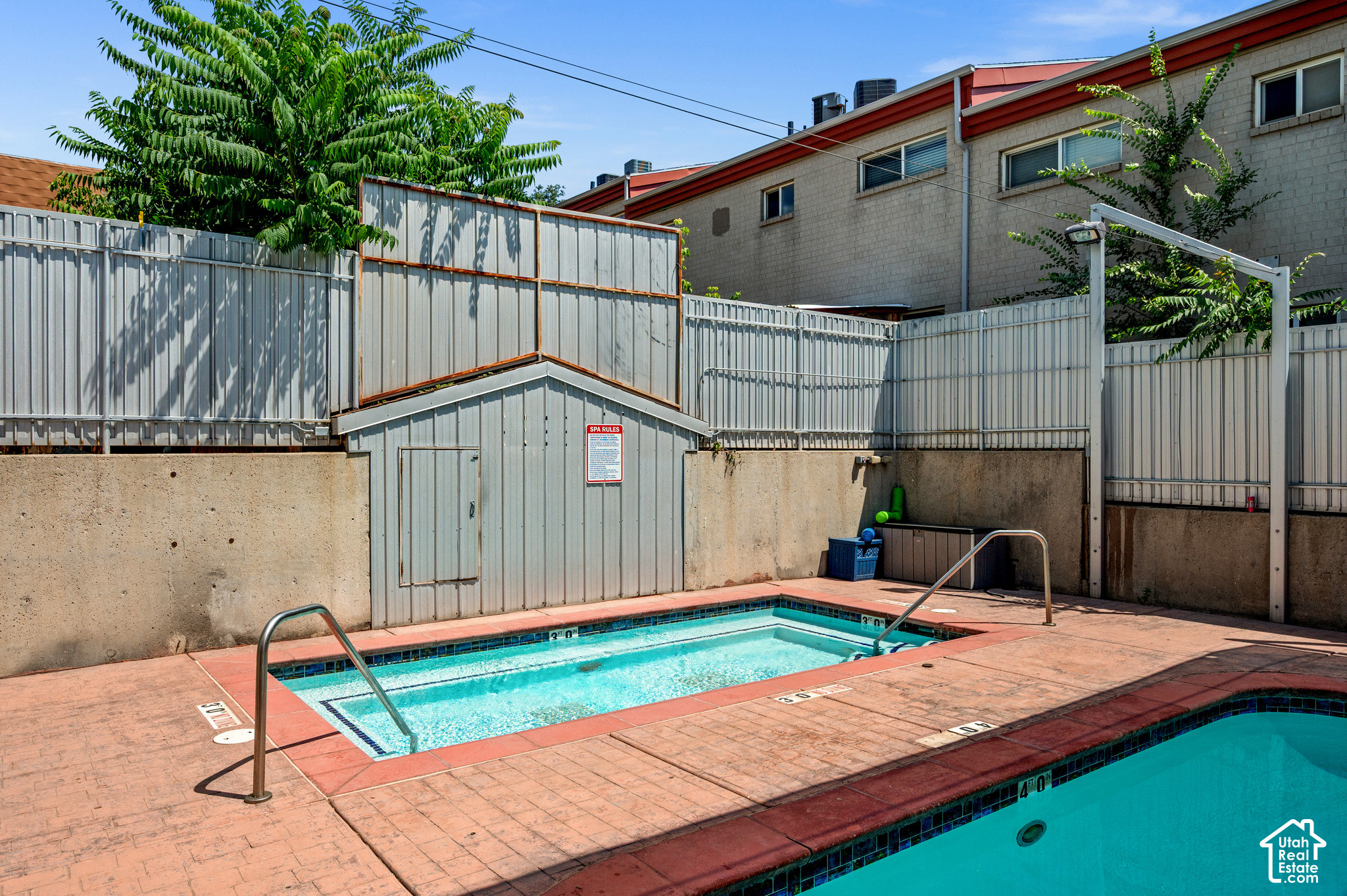 main property photo 19
