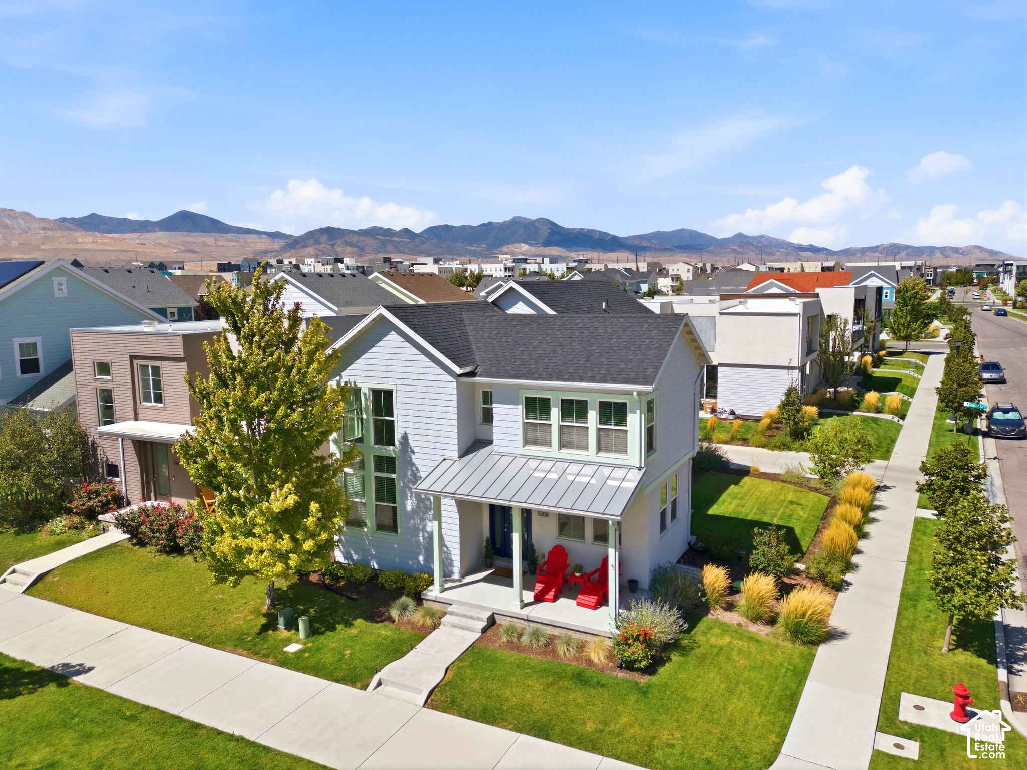 main property photo 36