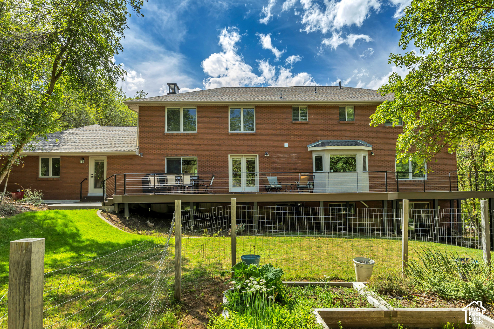 main property photo 46