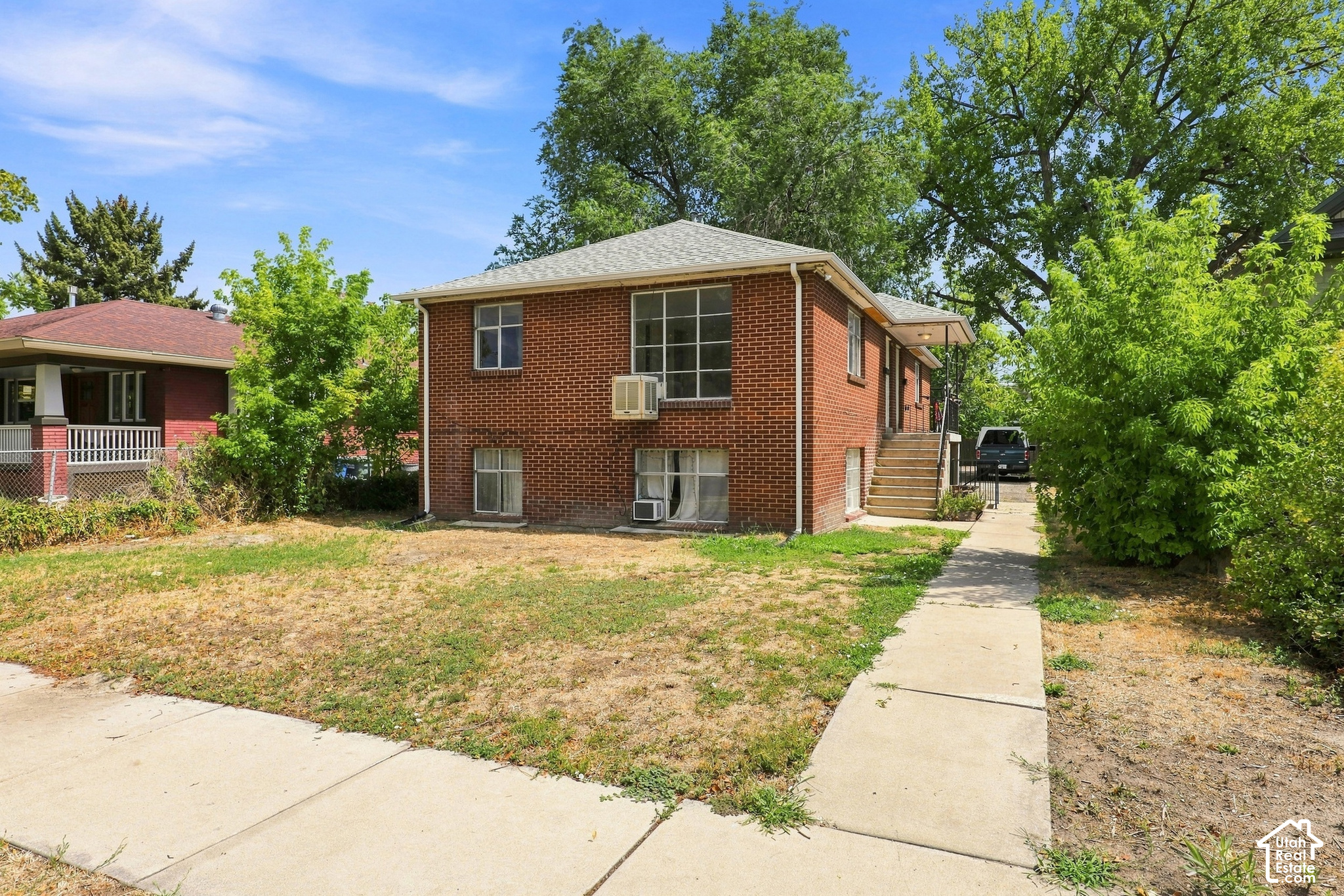 main property photo 14