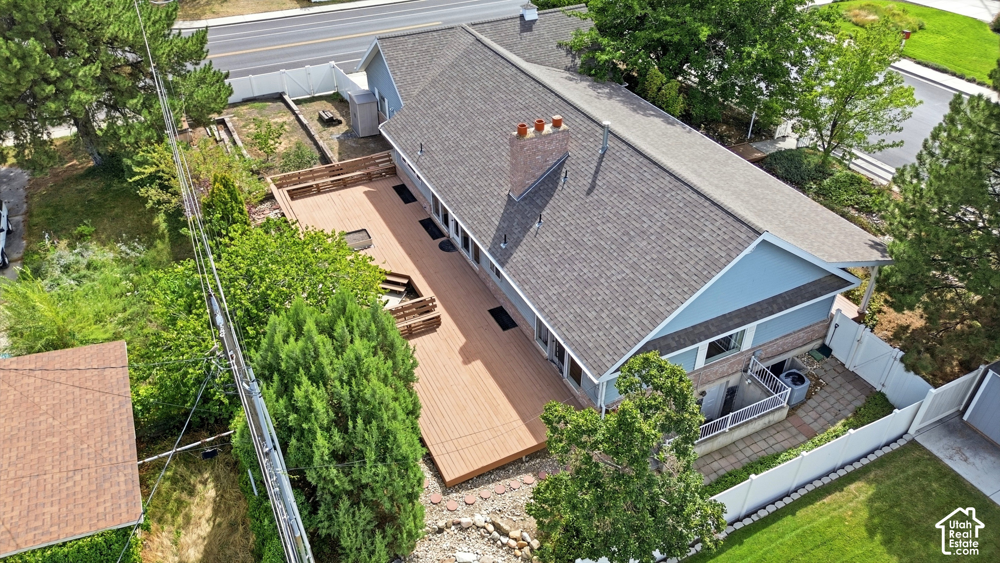 main property photo 50