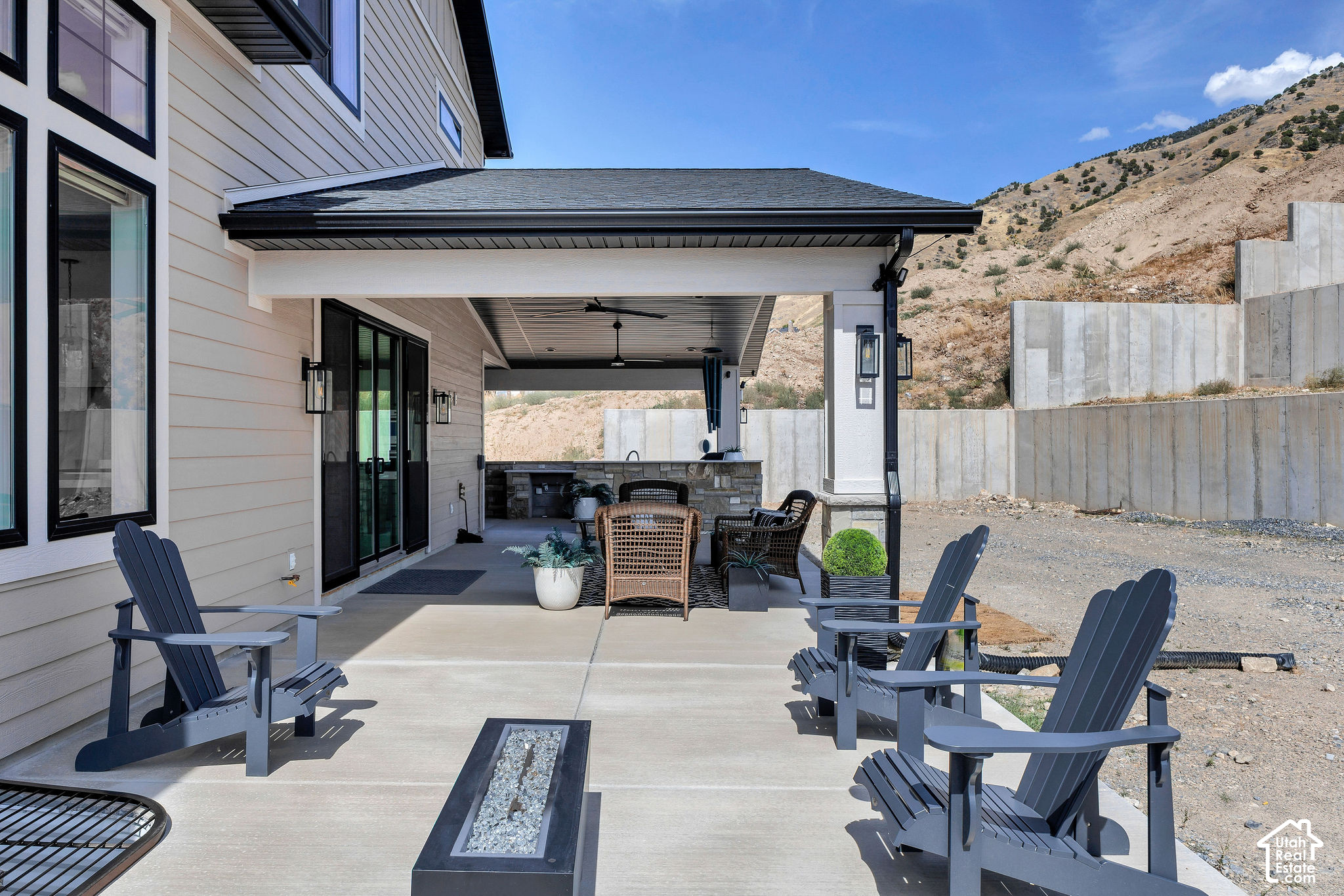 main property photo 67