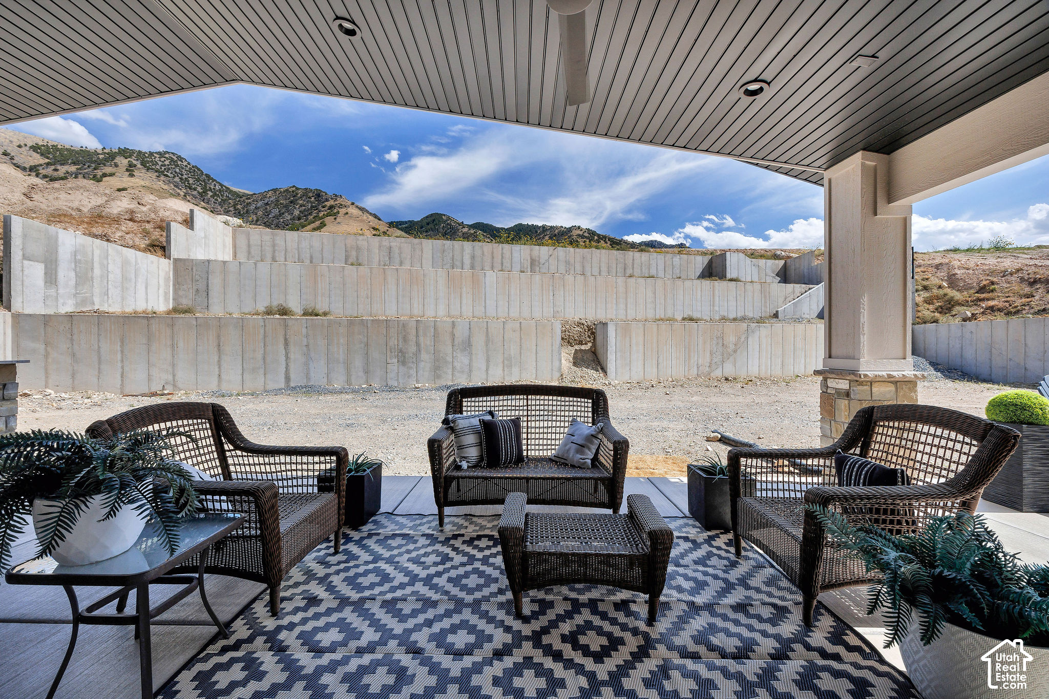 main property photo 70