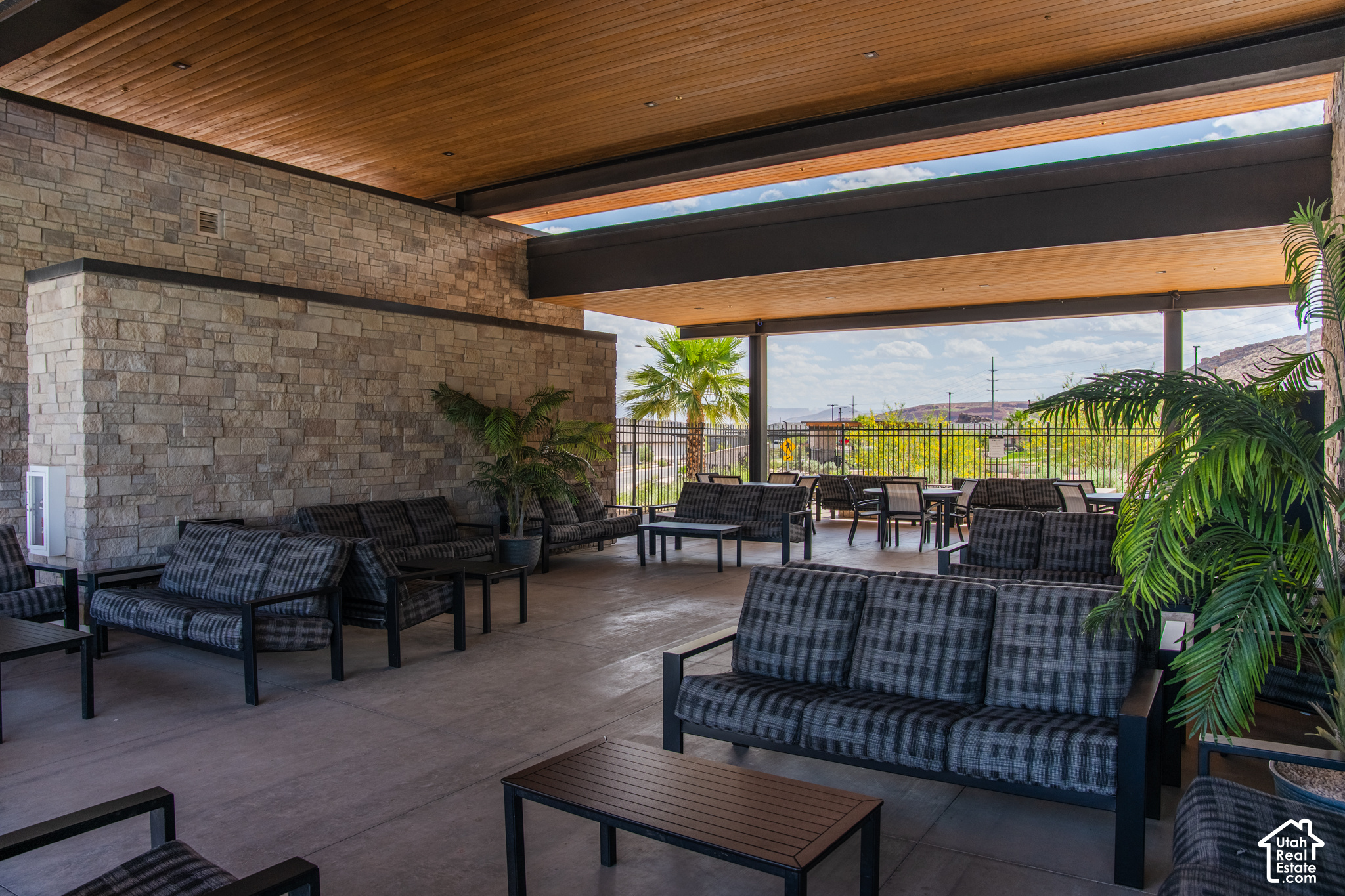 main property photo 46