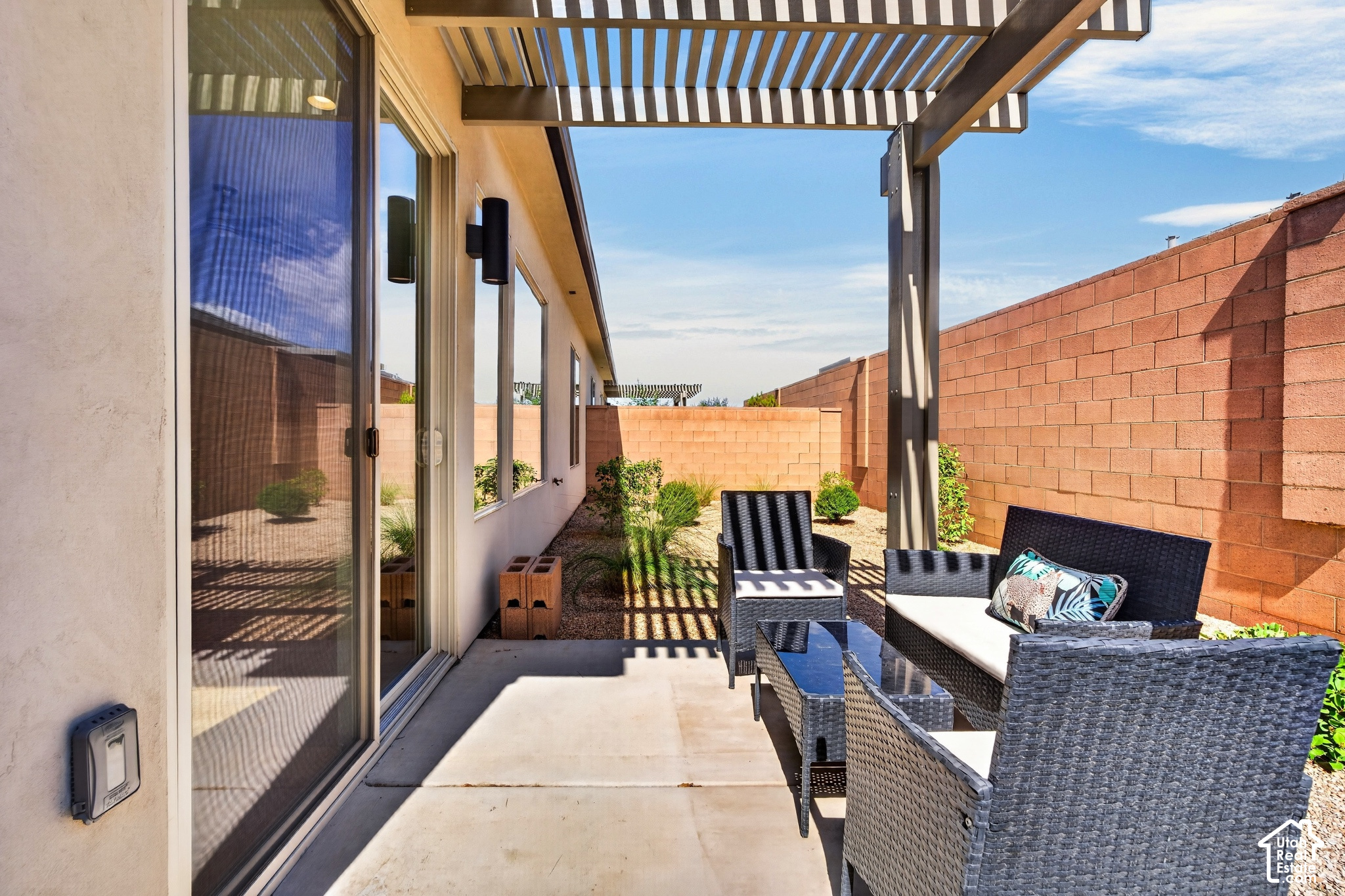 main property photo 51
