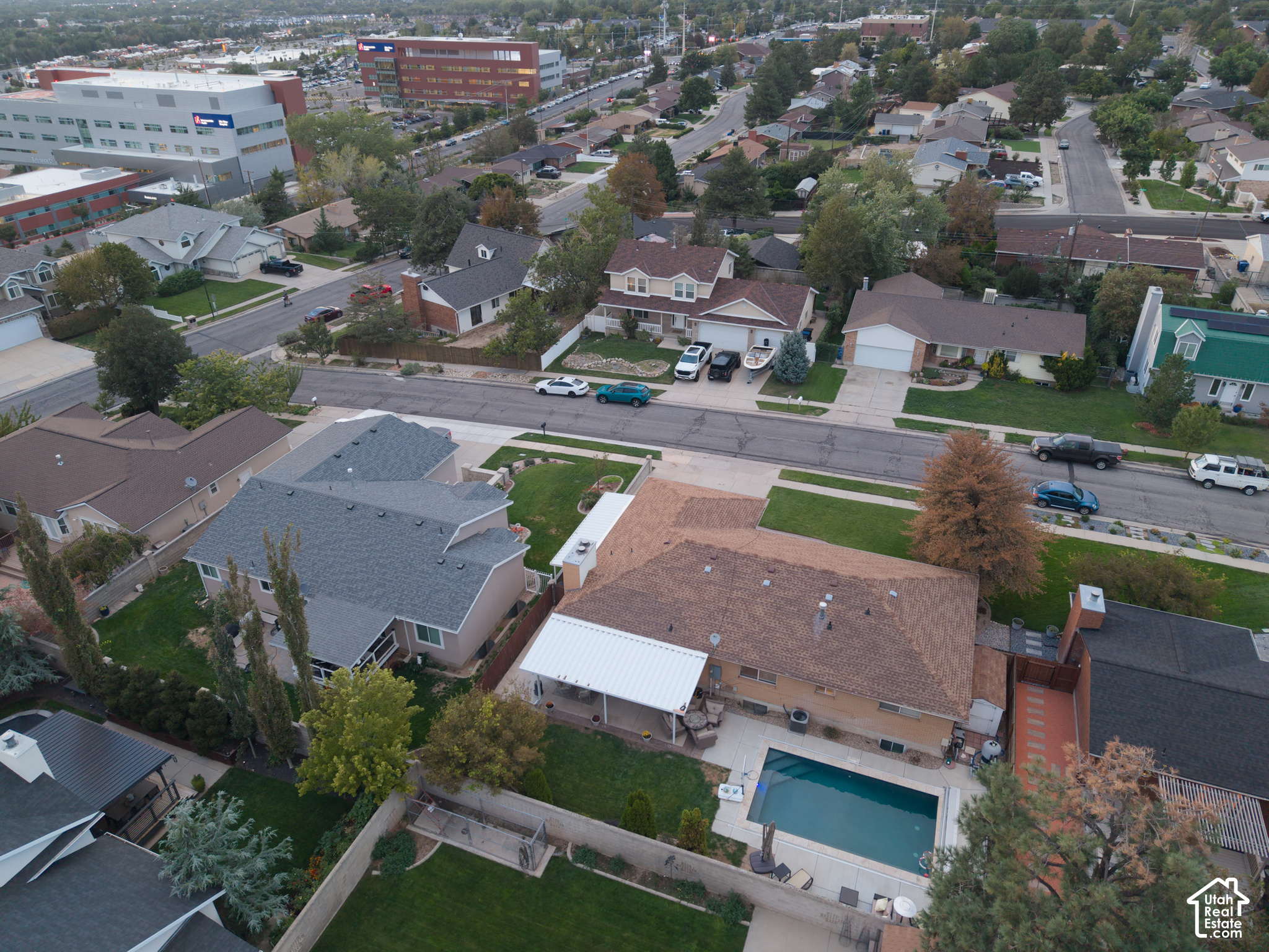 main property photo 35