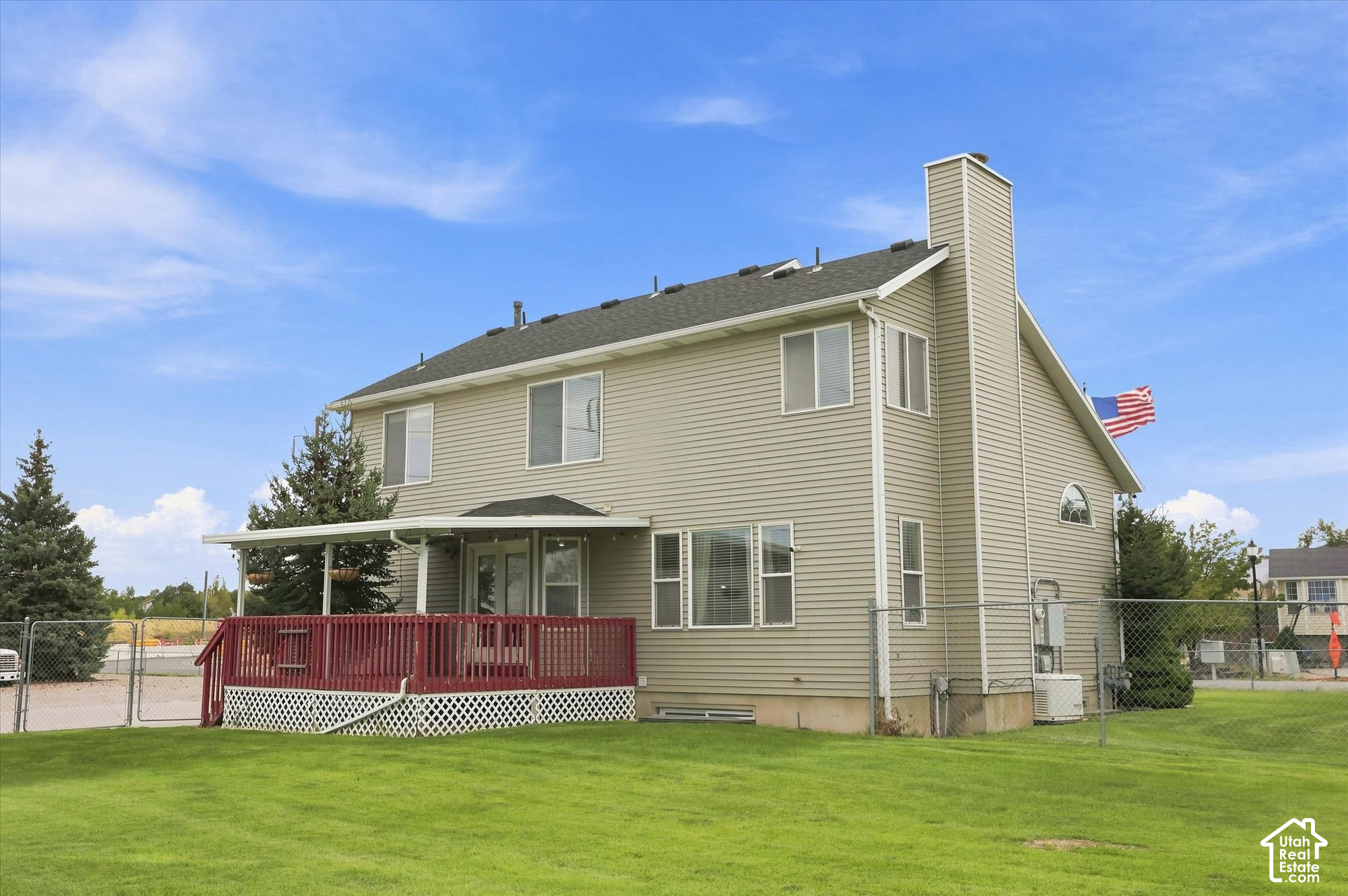 main property photo 34