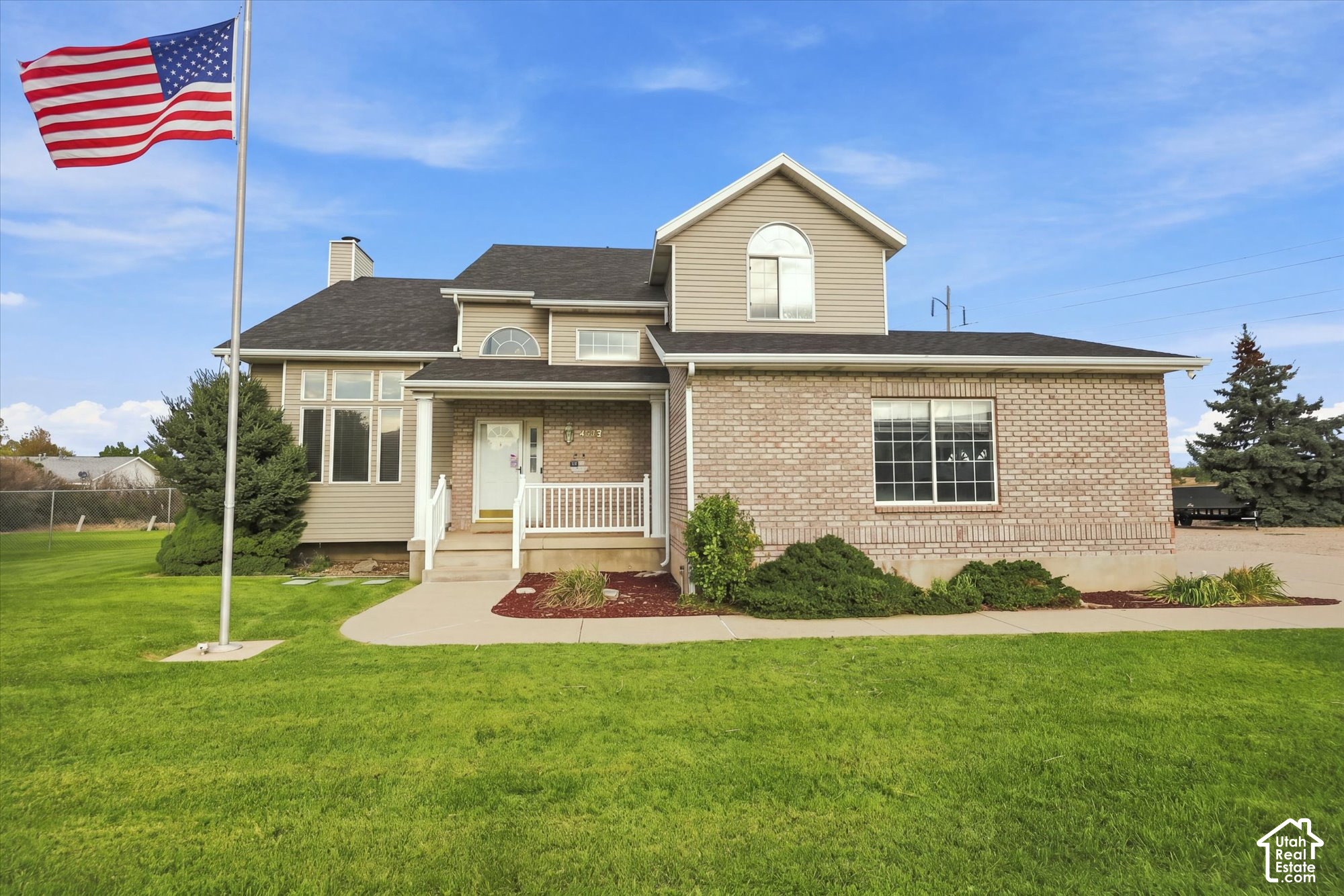 main property photo 41