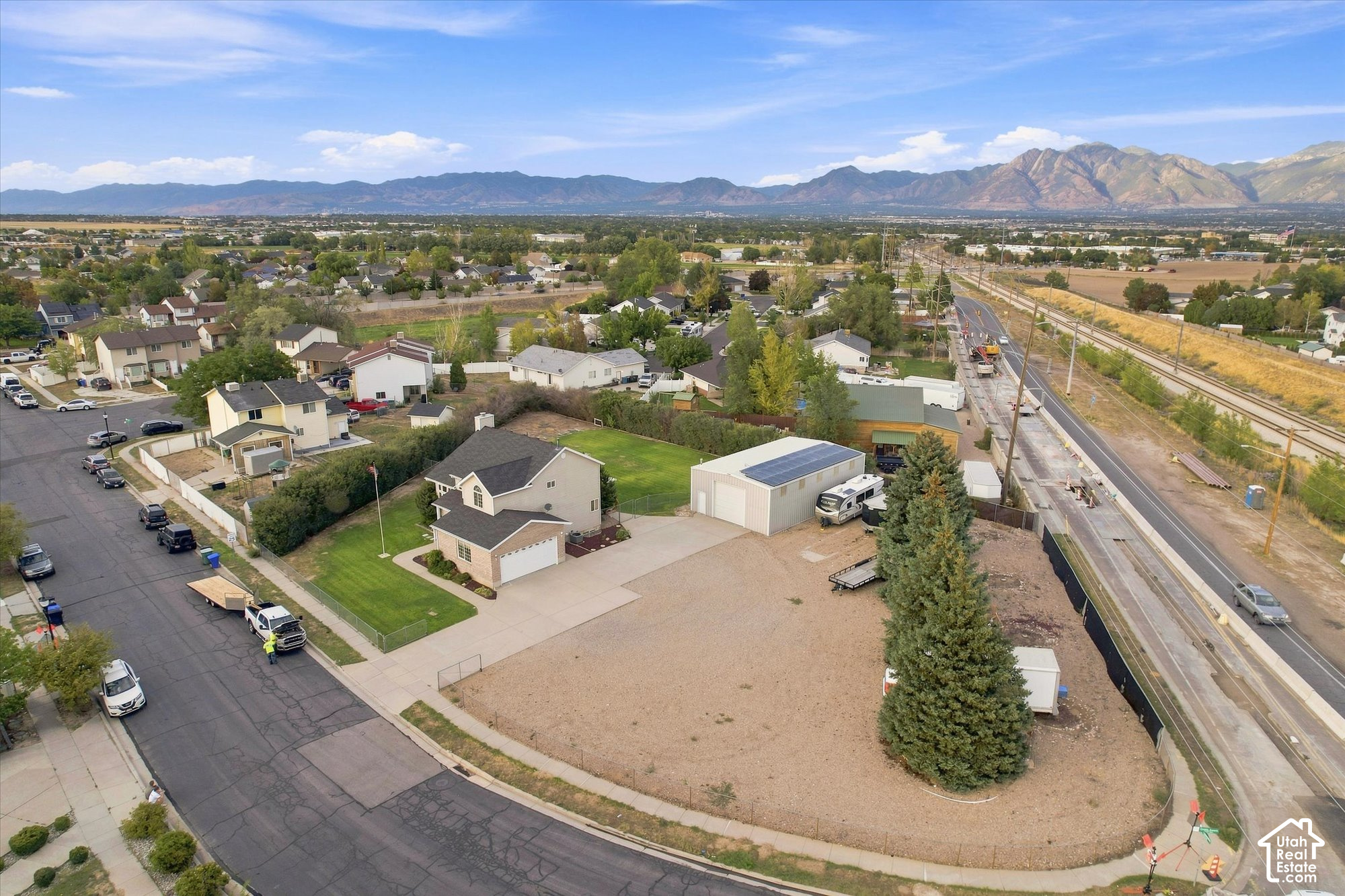 main property photo 43