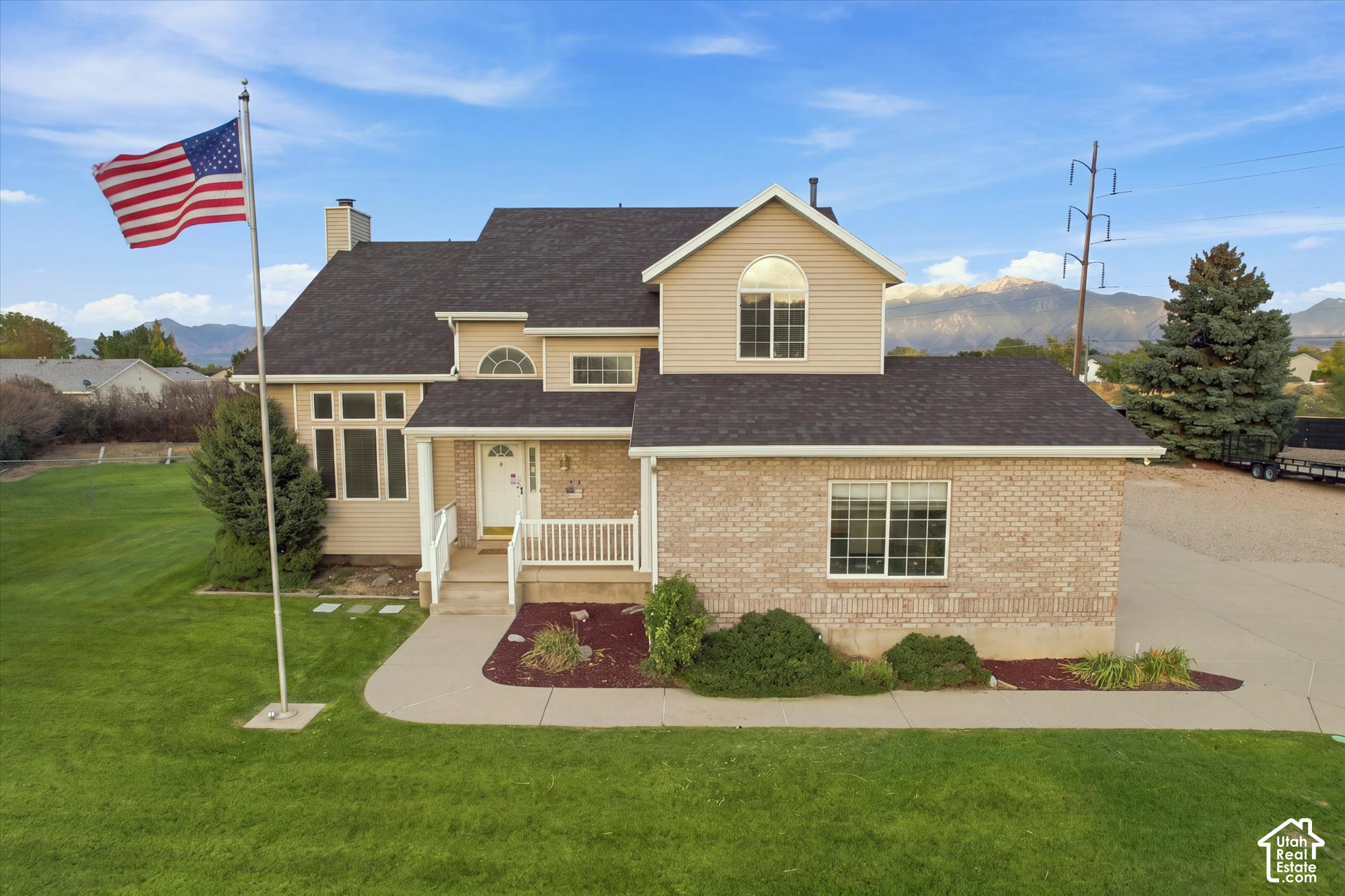 main property photo 45