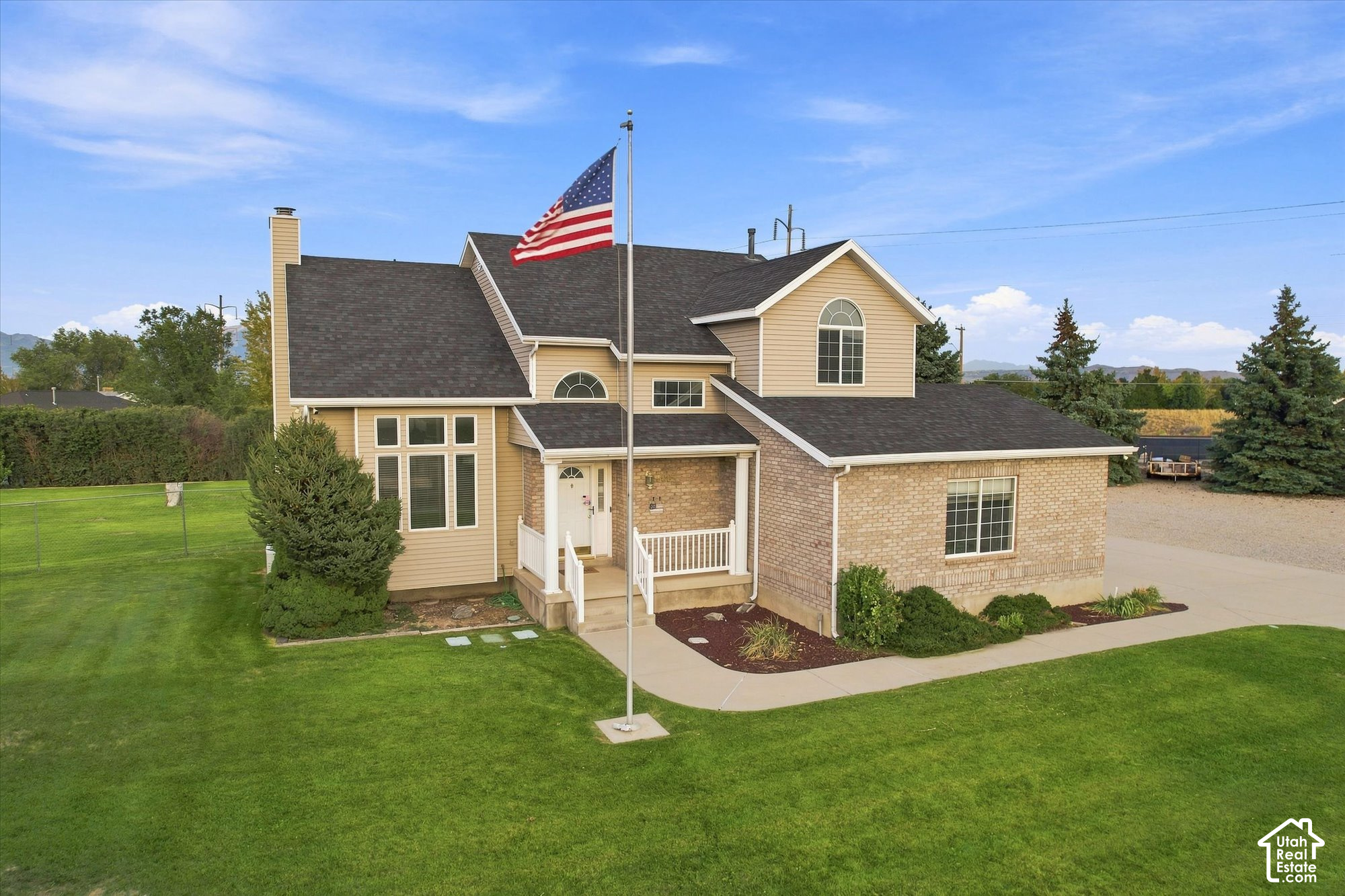 main property photo 51