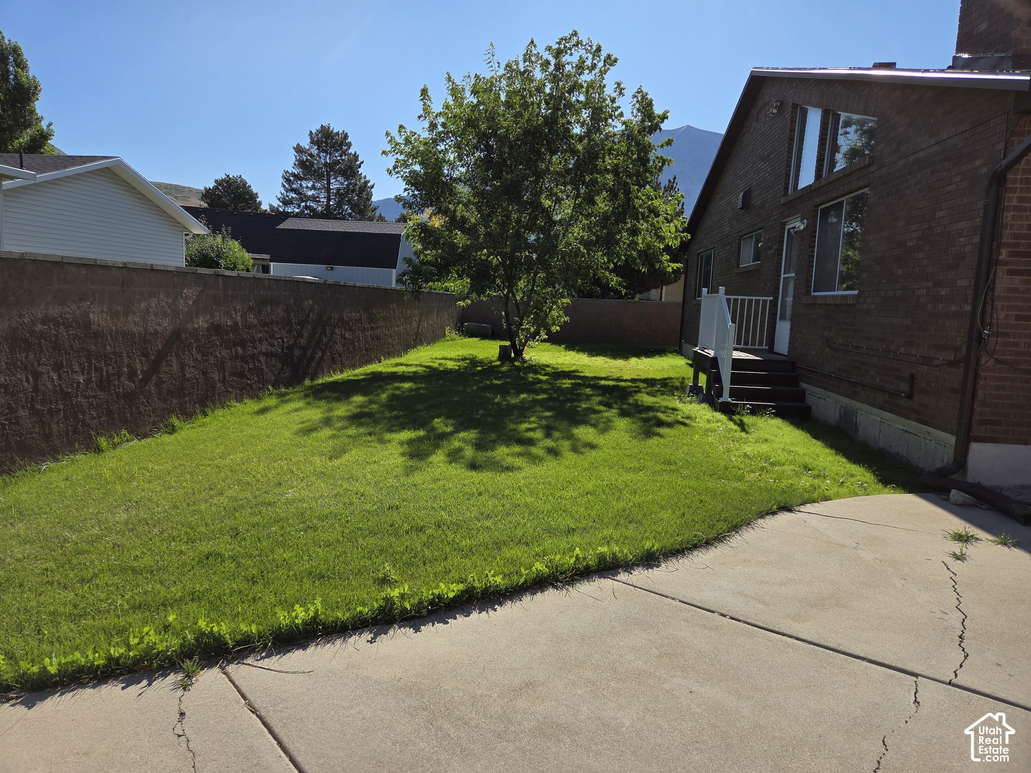 main property photo 35