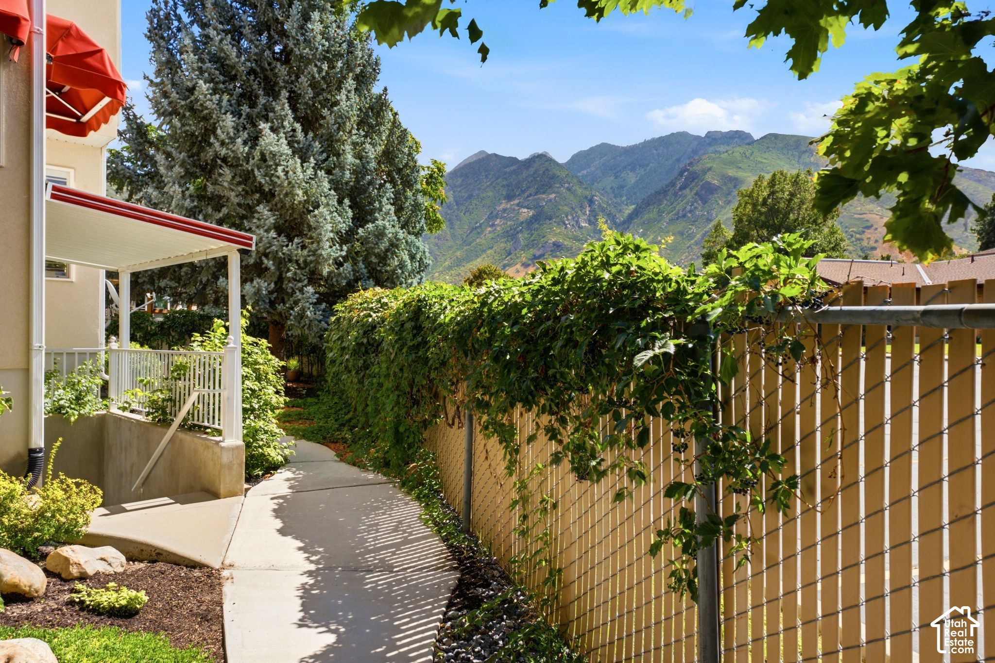 main property photo 33