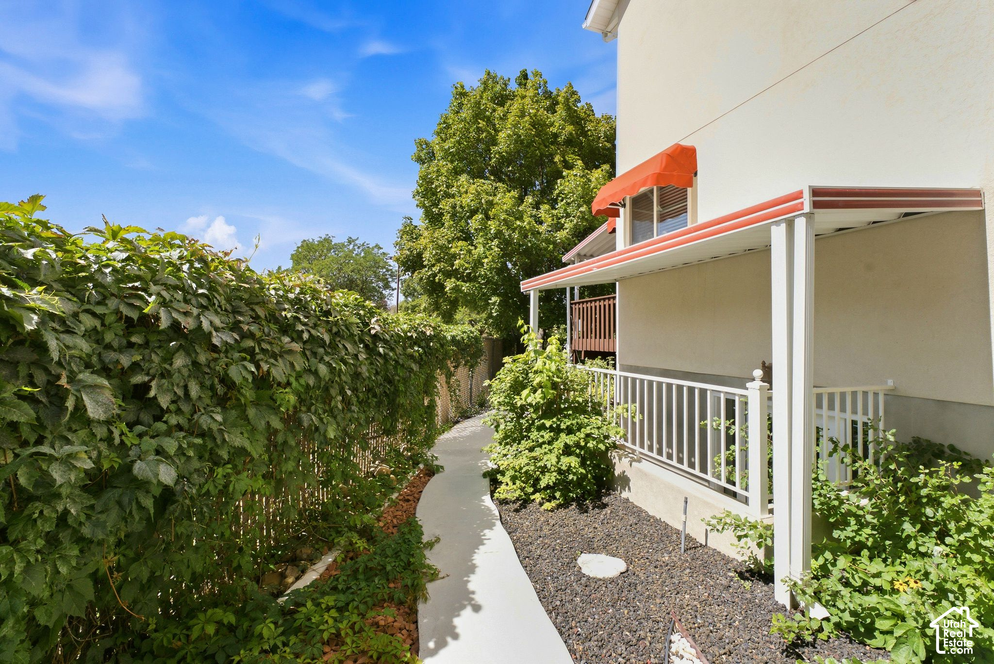 main property photo 49