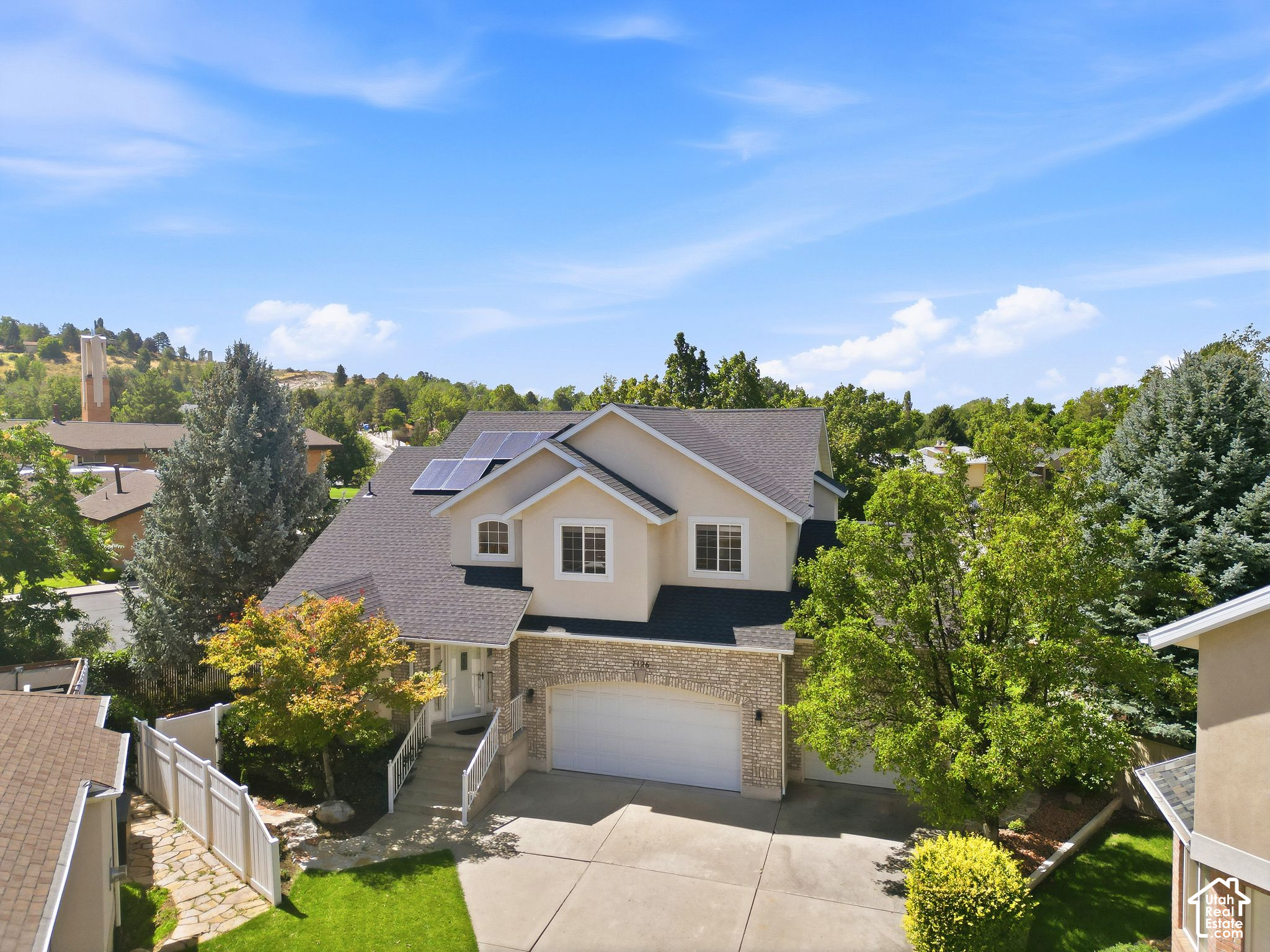 main property photo 54