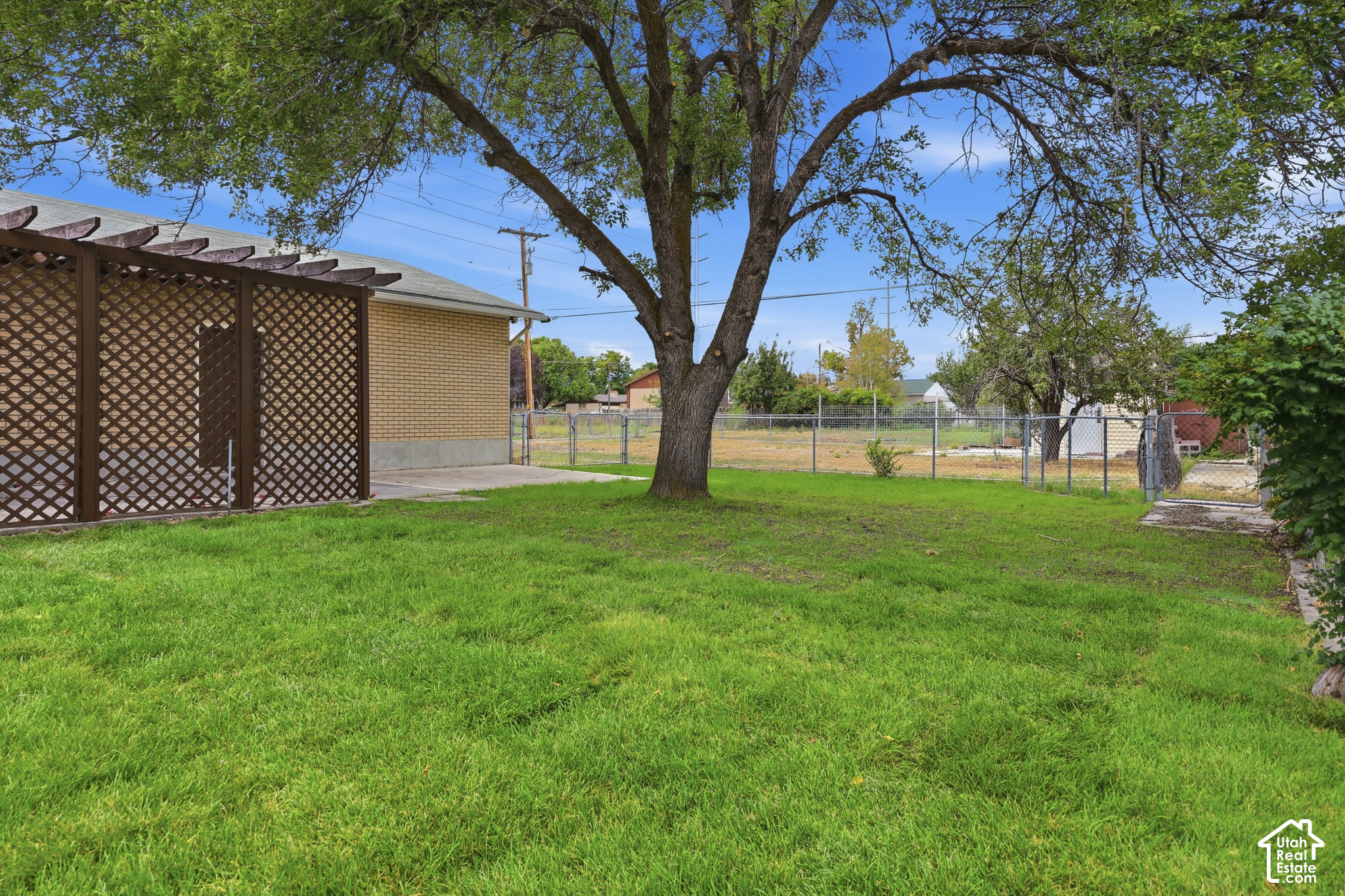 main property photo 46