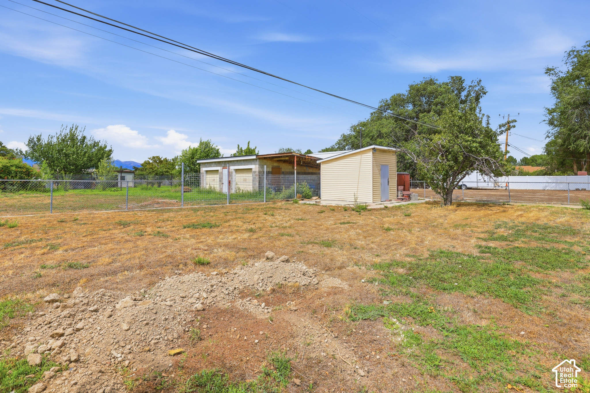 main property photo 50
