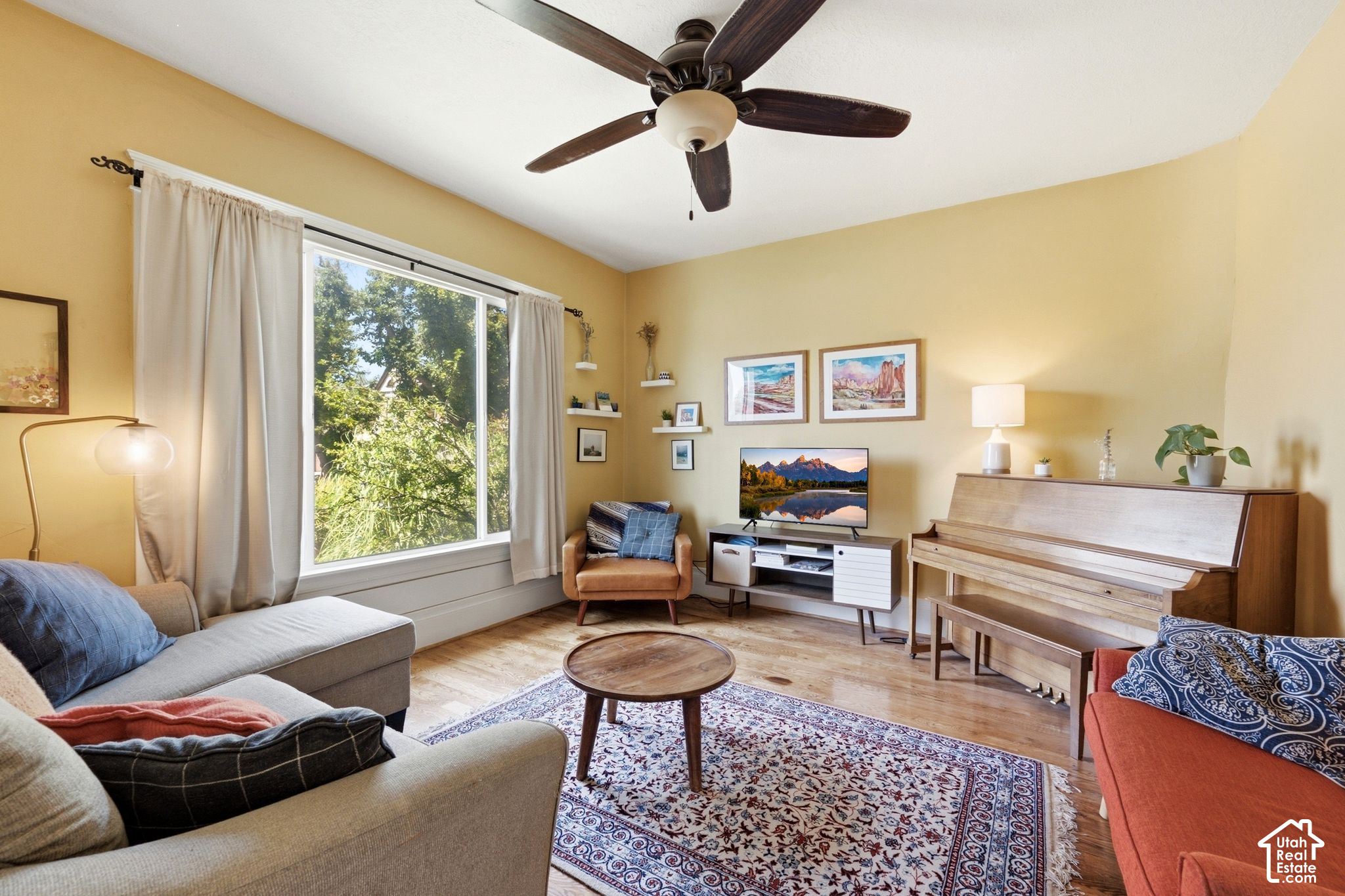 main property photo 6