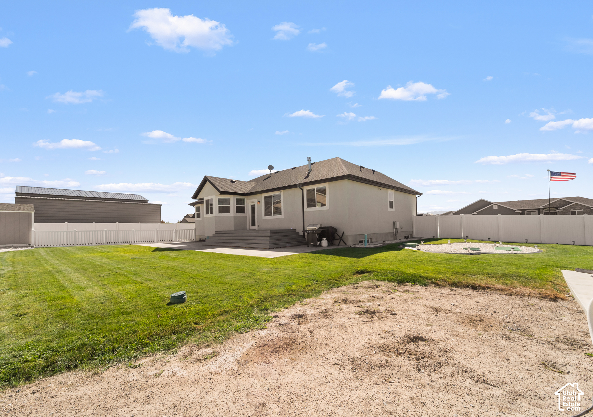 main property photo 45