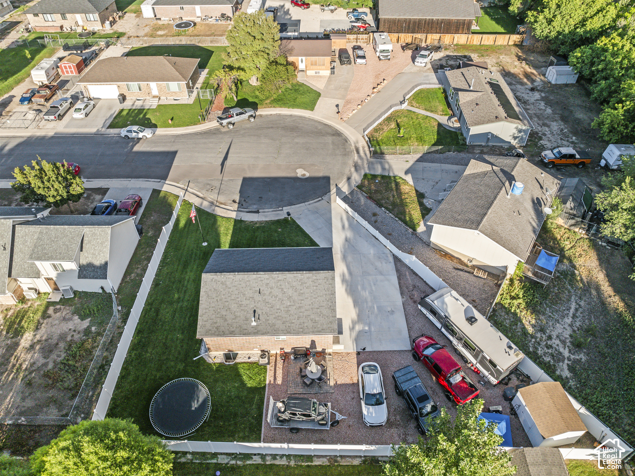 main property photo 45