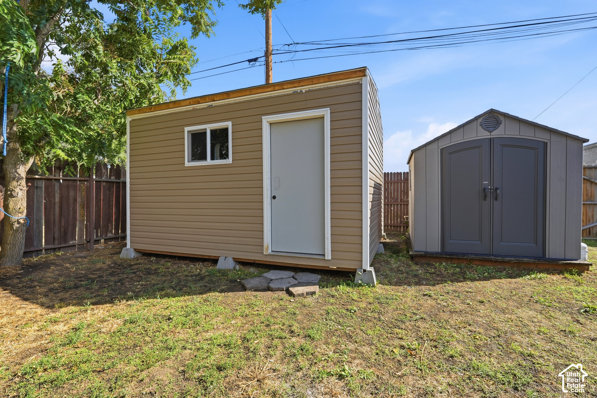 main property photo 18