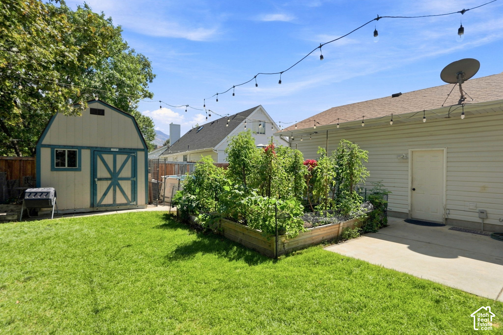 main property photo 45