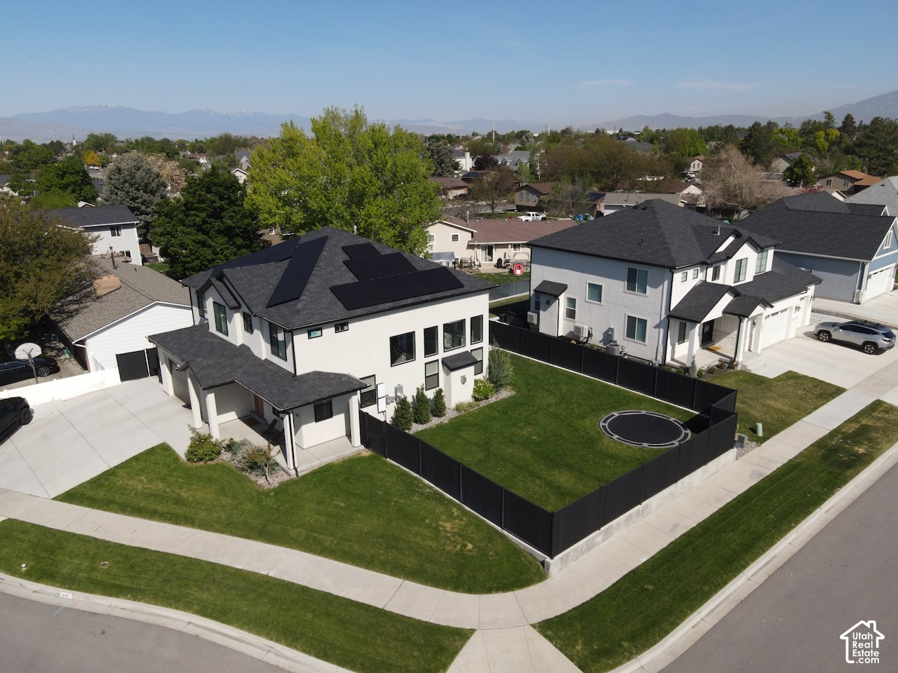 main property photo 44